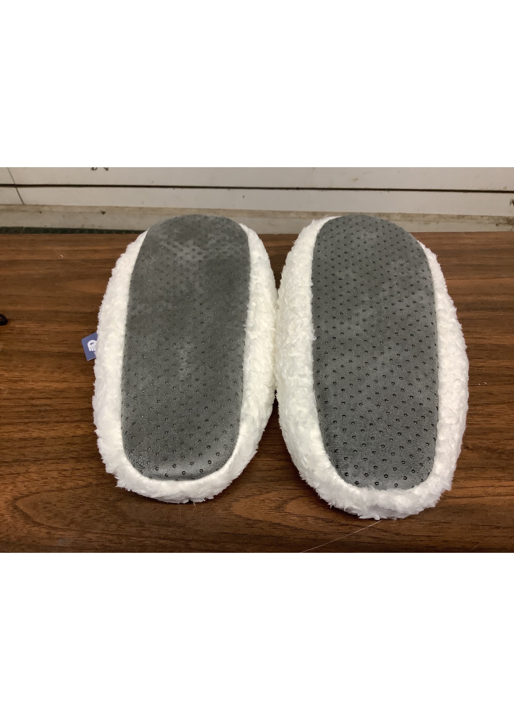Adult White Sherpa Slippers L/XL
