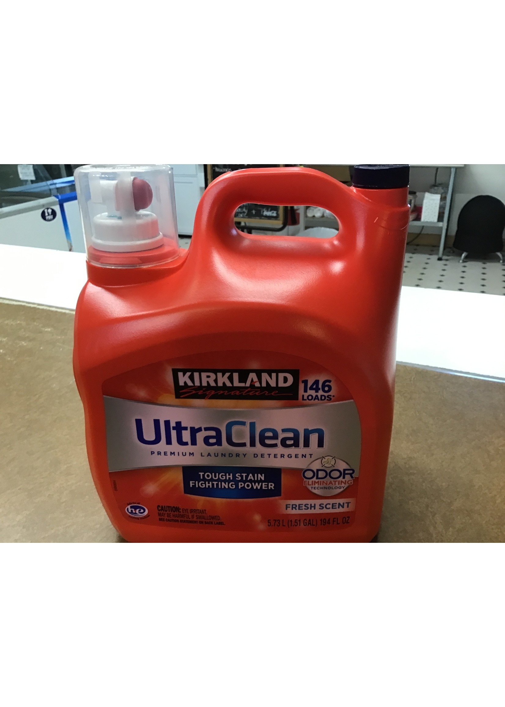 *3/4 full* Kirkland Signature Ultra Clean HE Liquid Laundry Detergent, 146 loads, 194 fl oz