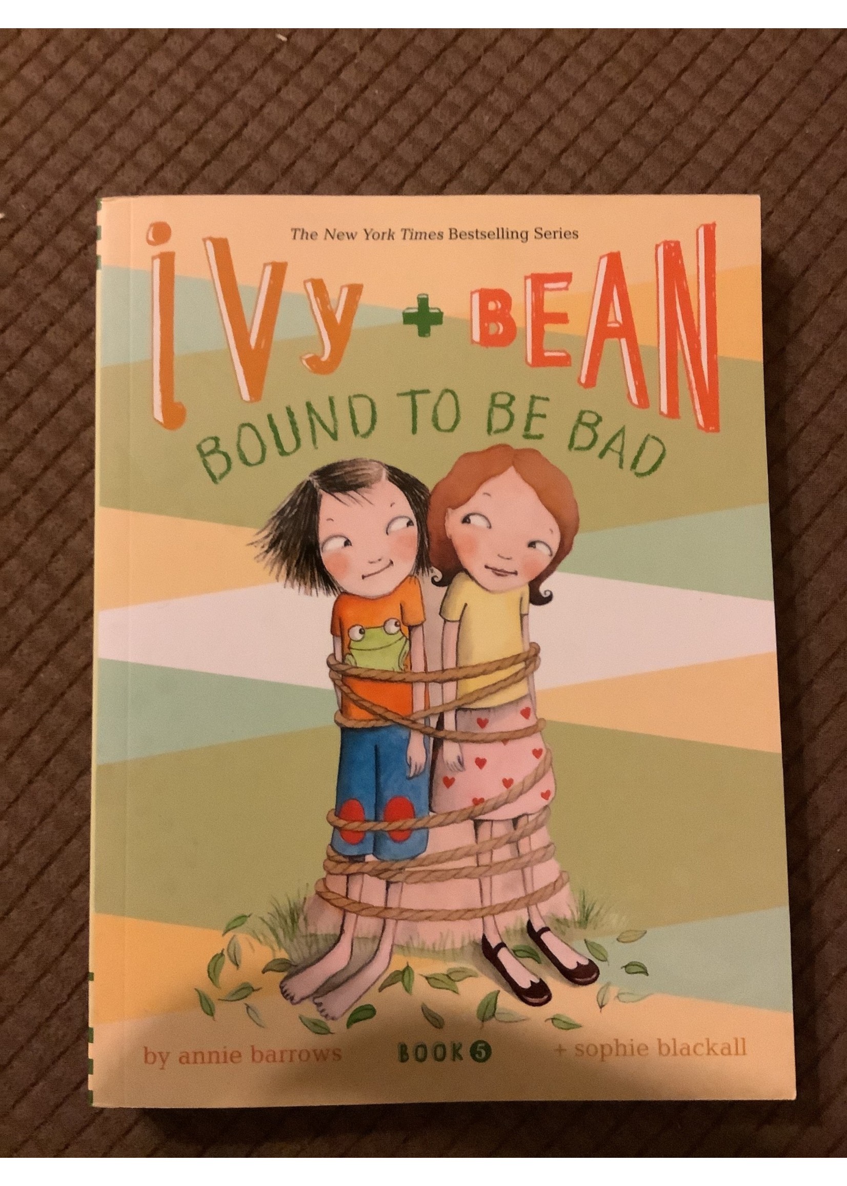Ivy & Bean - Bound to be Bad - Book 5