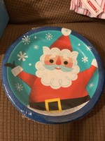 12 count Wondershop Santa Plates