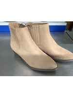 Tan Size 6 Dress Boots