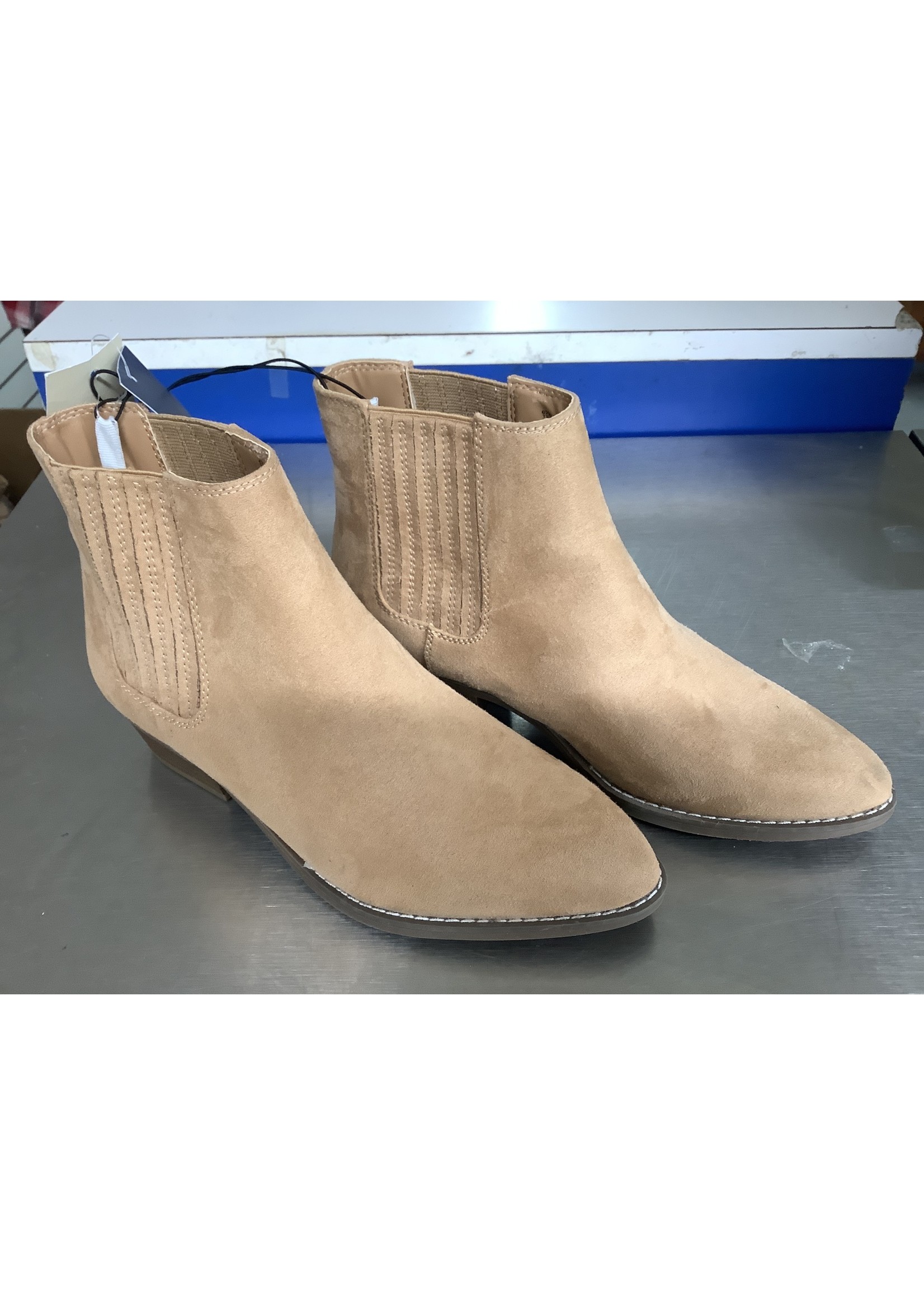 Tan Size 6 1/2 Dress Boots