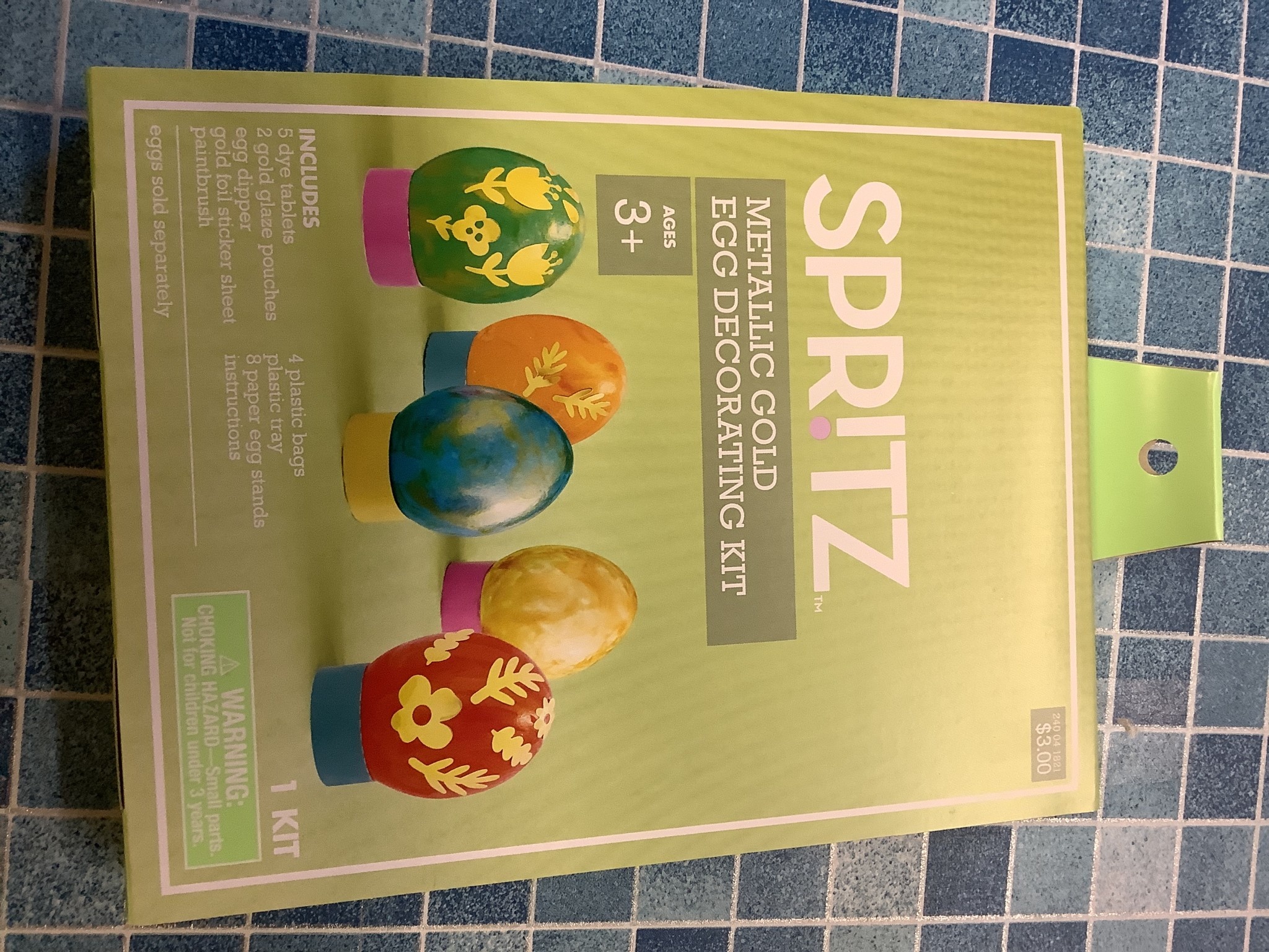 Metallic Gold Easter Egg Decorating Kit with Stickers Spritz D3