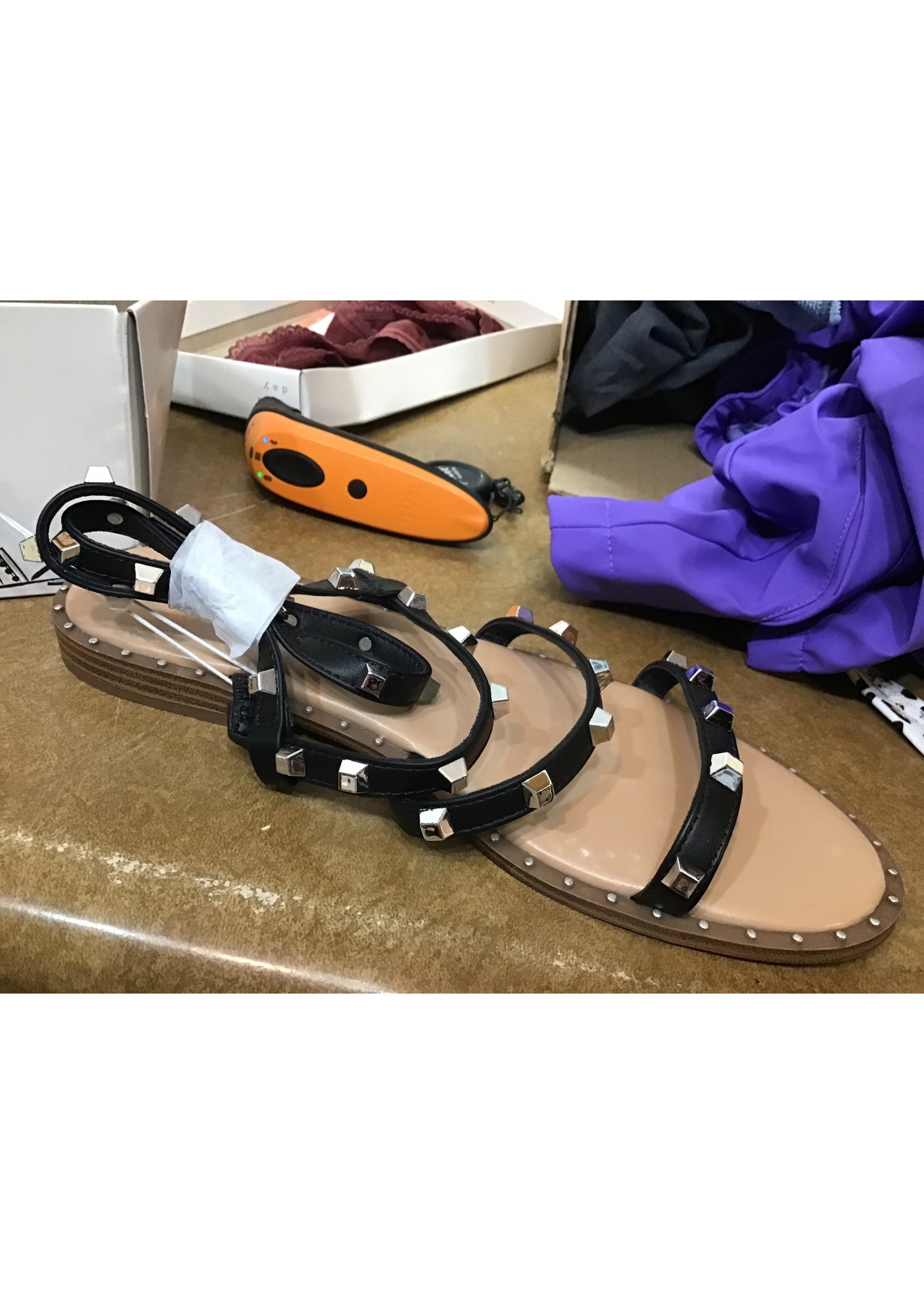 wide width studded sandals