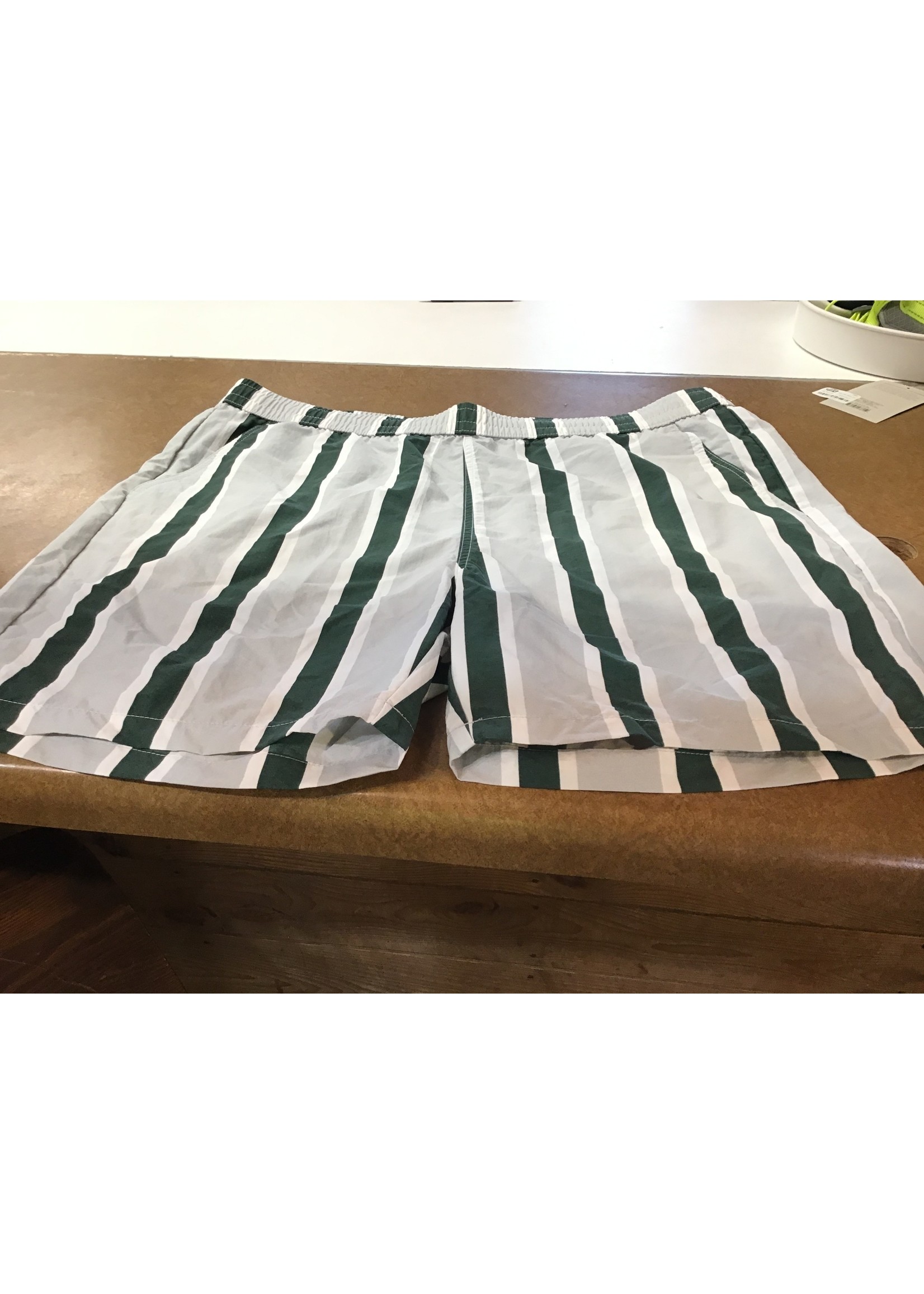 *no tags* Men's Regular Fit Pull-On Shorts - Original Use size L