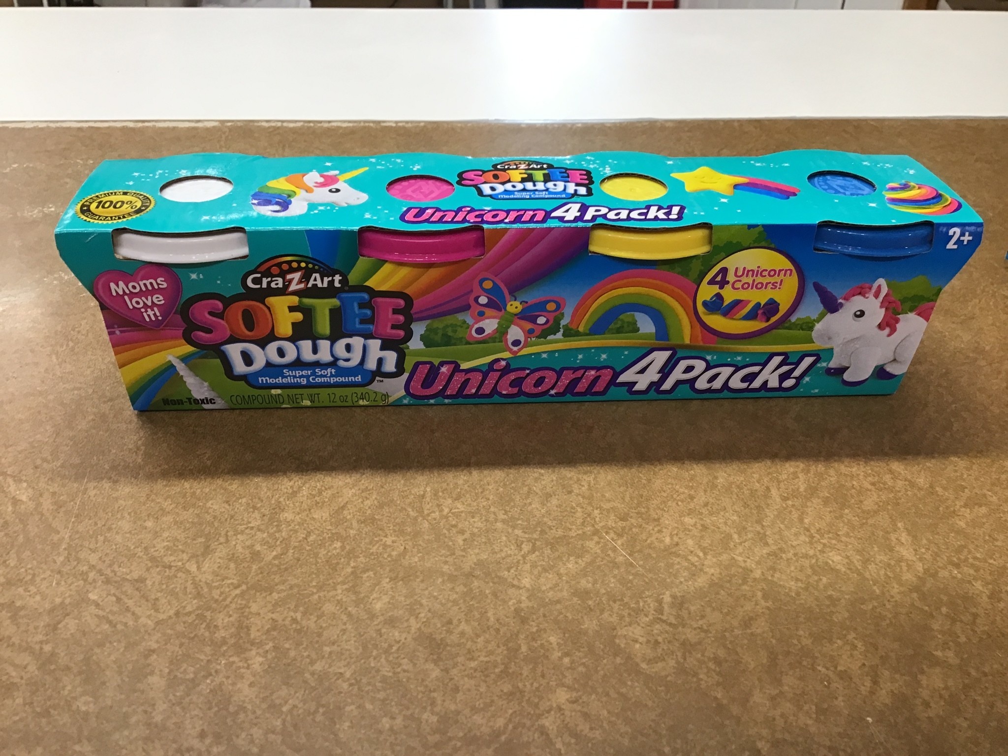 リラクゼーショングッズ yummy Cra-Z-Art® Softee Dough™ 8-Pack - Sparkling Unicorn | Five Below