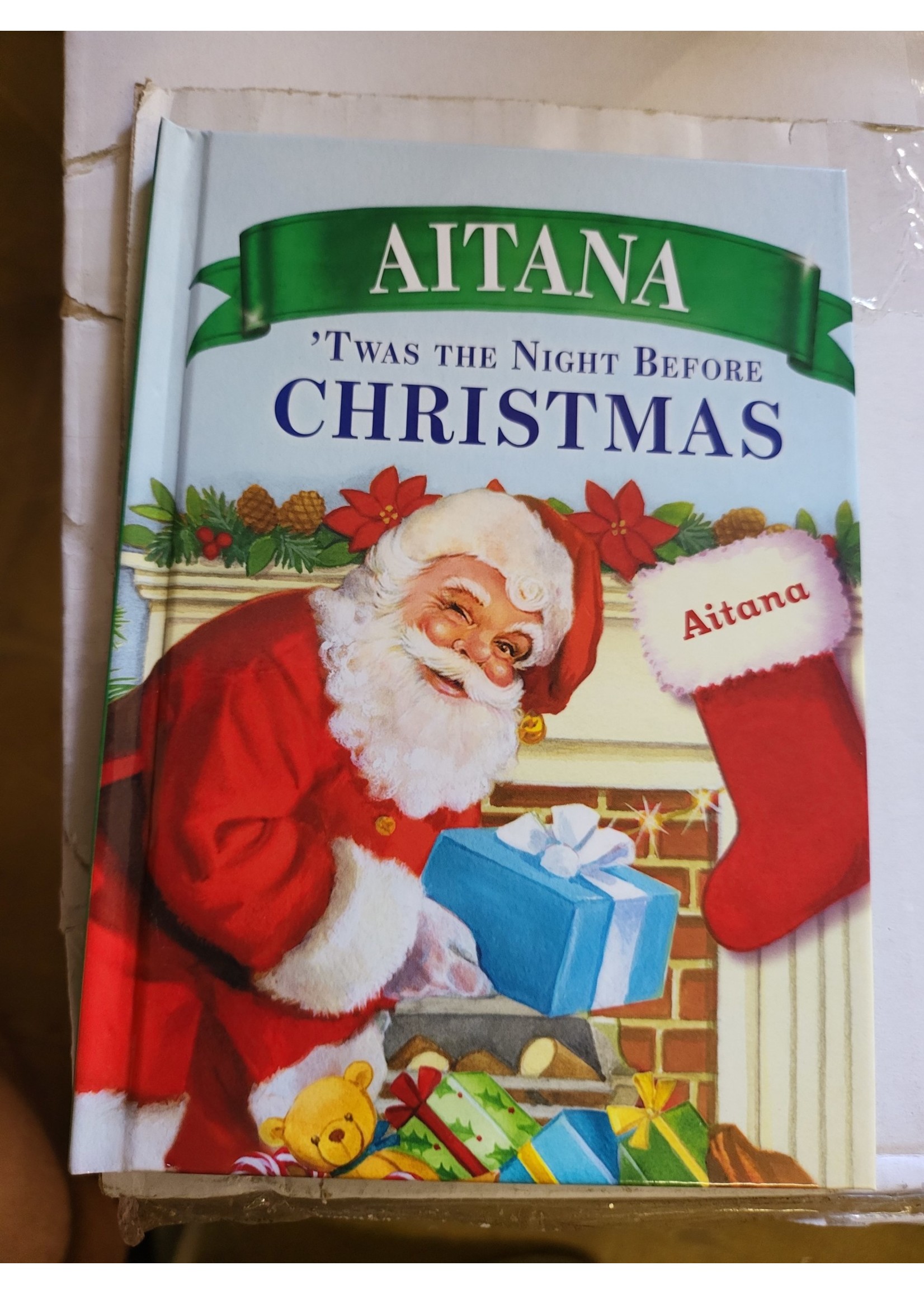 Aitana  - ‘Twas The Night Before Christmas Book