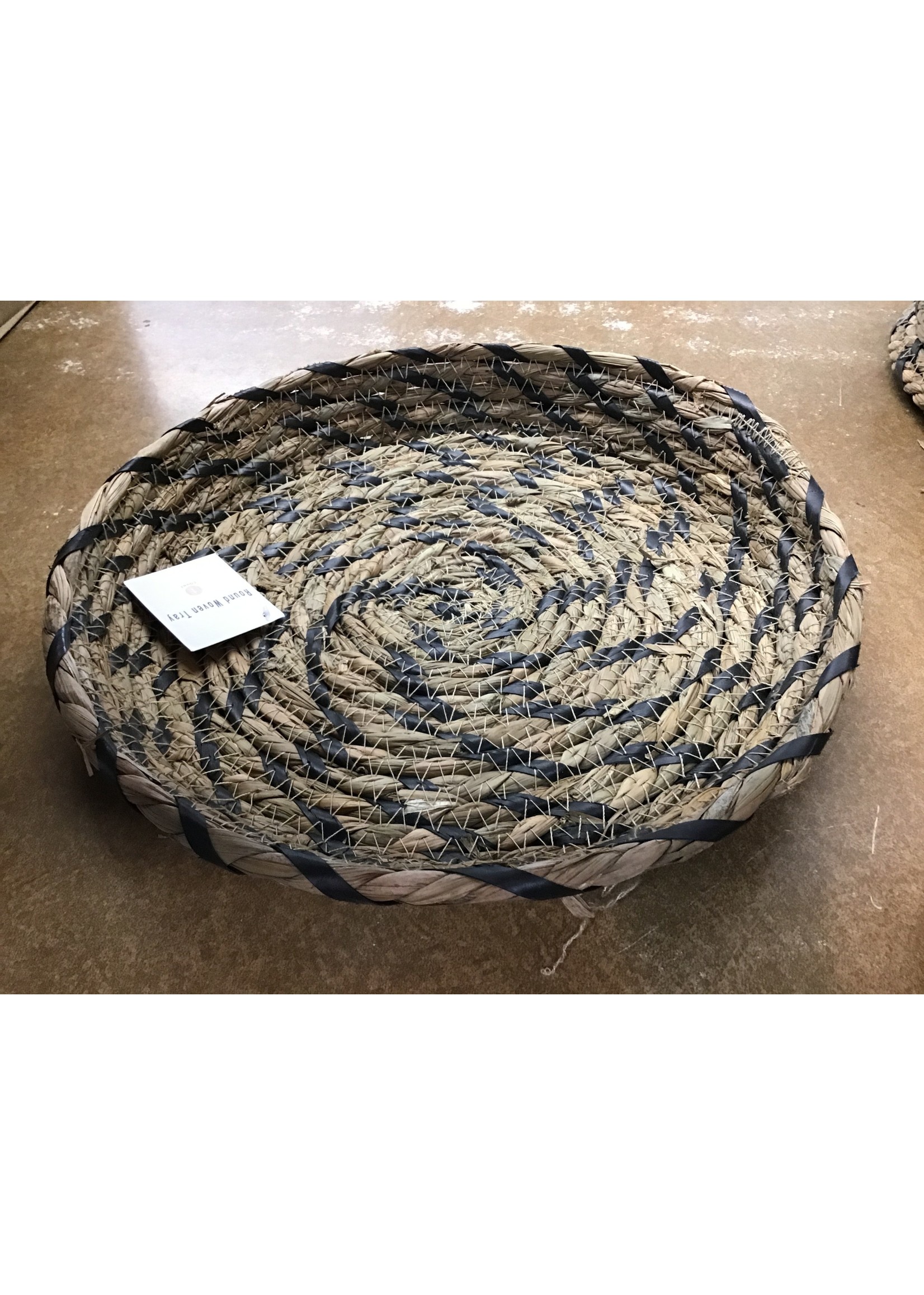 Round woven tray - black 11”