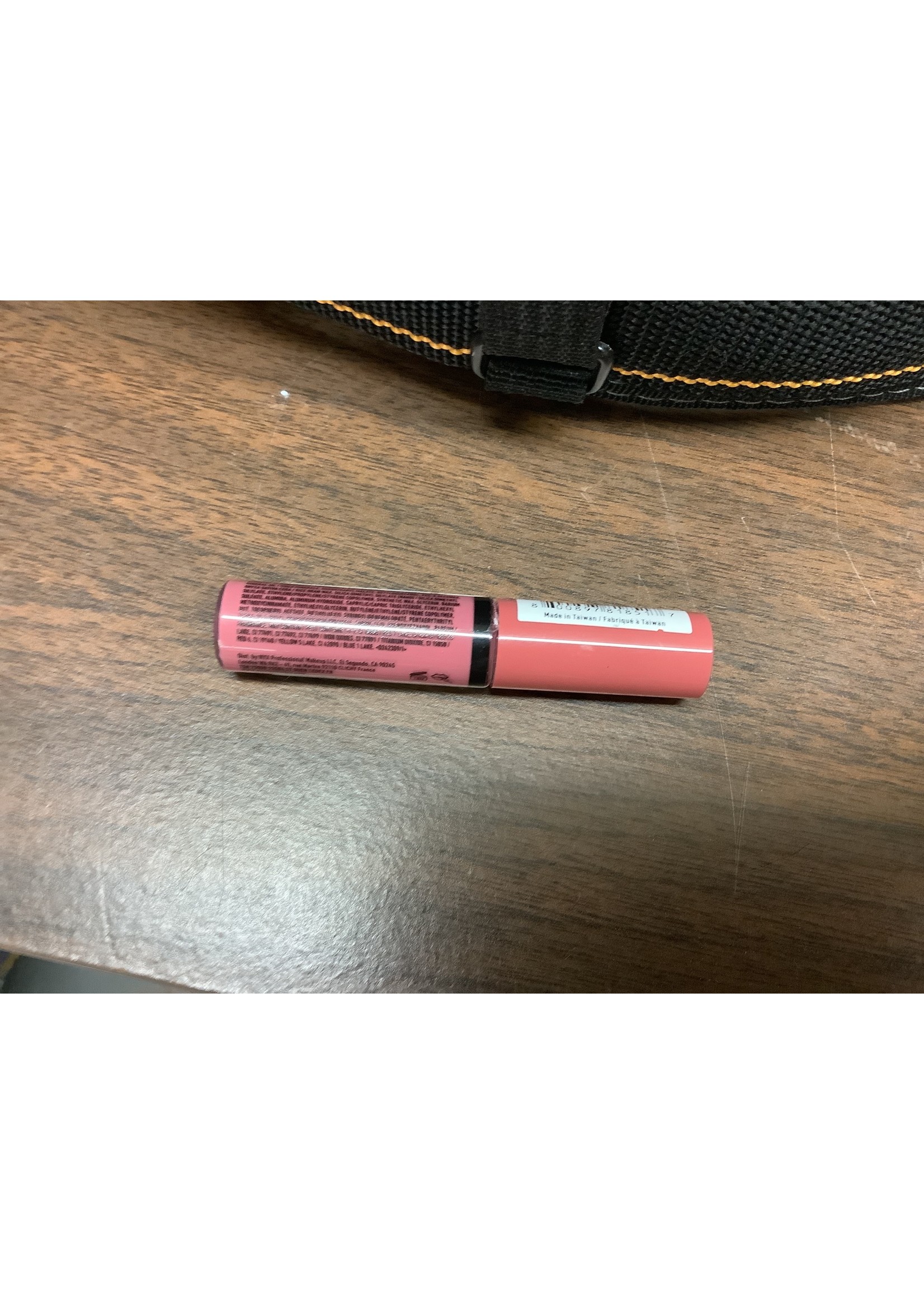 NYX Professional Pink Lip Stick