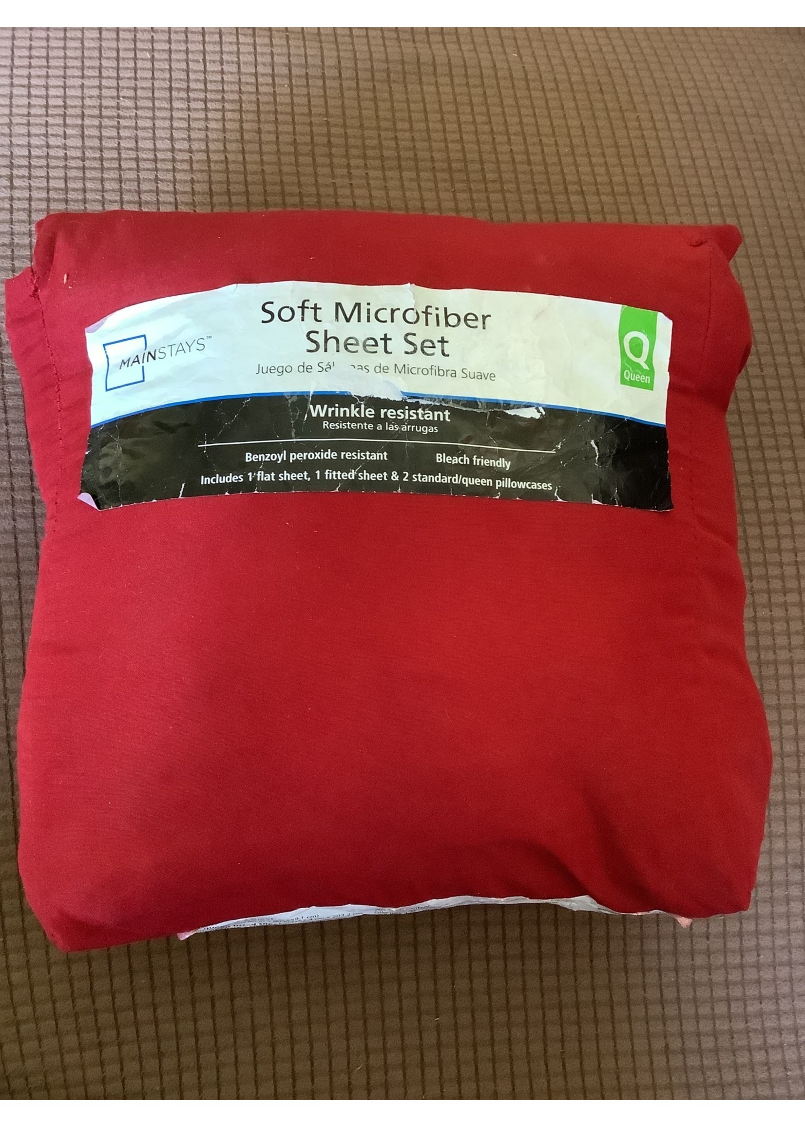 Mainstays Soft Microfiber Sheet Set Queen red