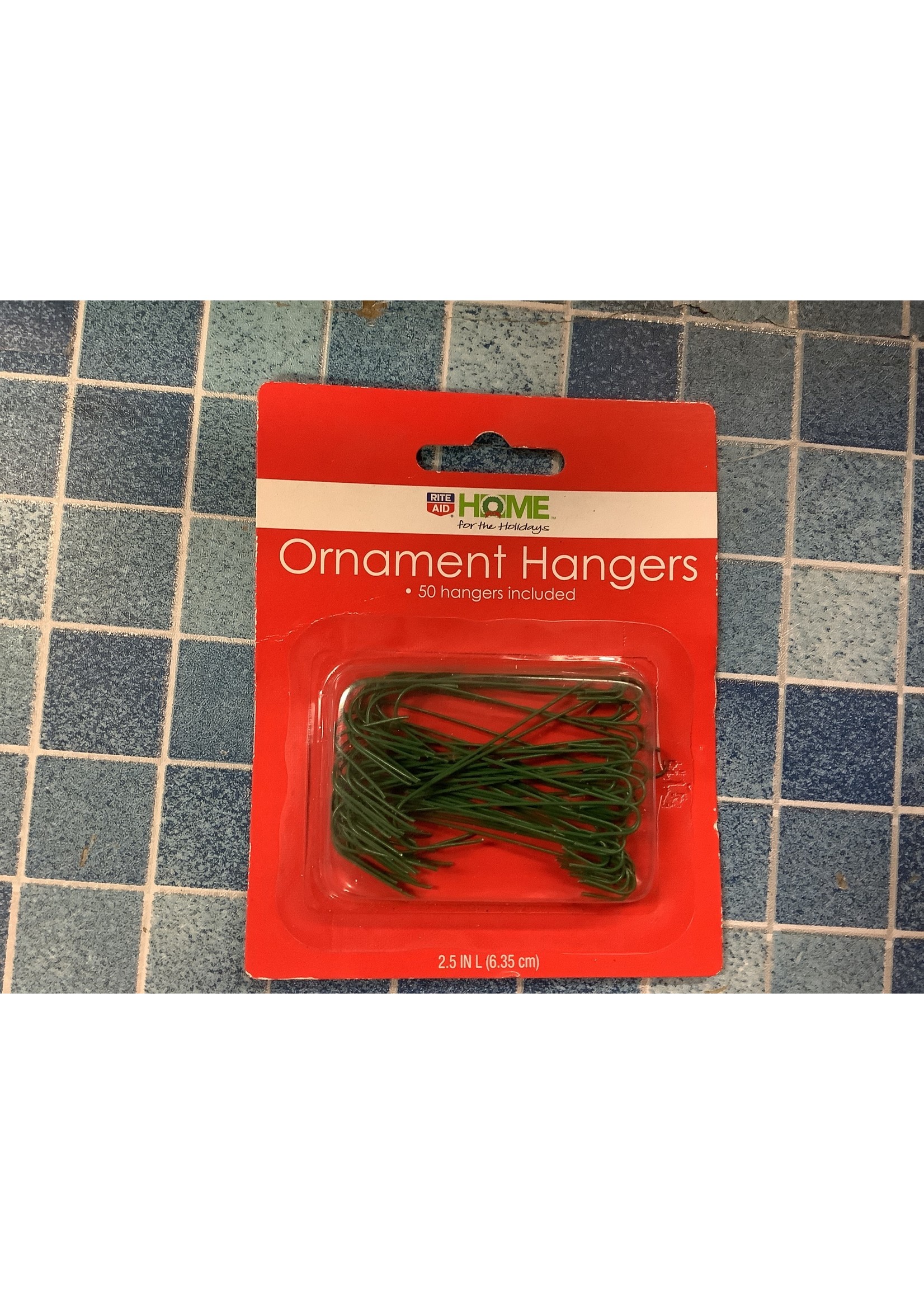 50 Green 2.5in Ornament Hangers