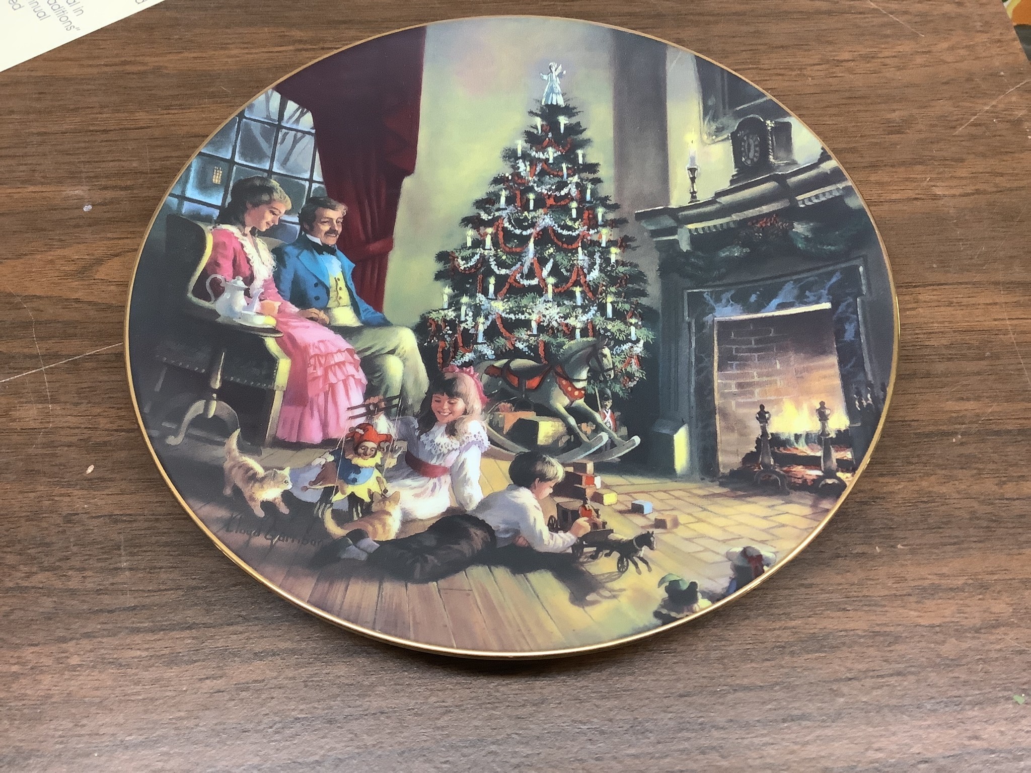 The Bradford Exchange Collectors Plate 1992 Family Traditions   The Bradford Exchange Collectors Plate 1992 Family 