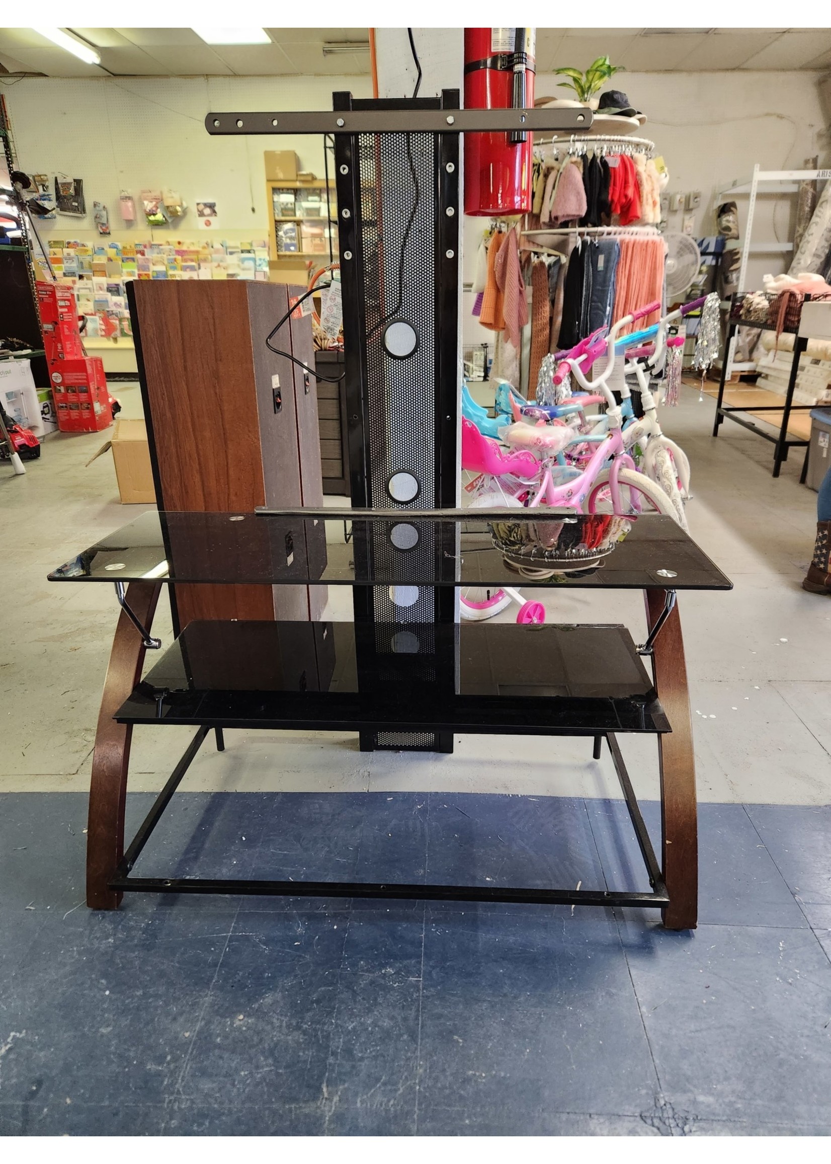 3 Tier Glass TV Stand missing bottom glass D3 Surplus Outlet