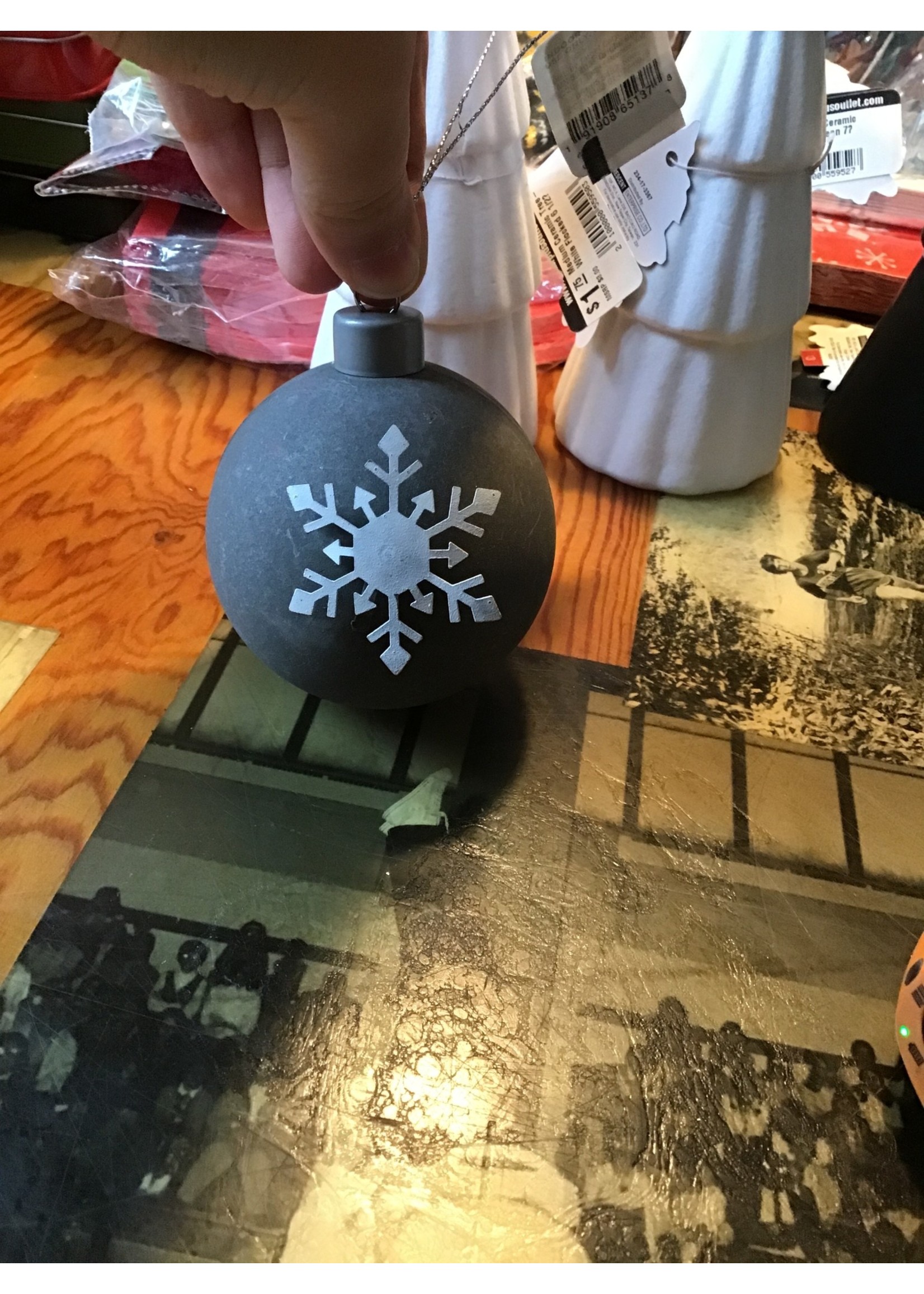 Grey Metal Ball w/white snowflake Ornament
