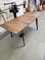 31.5Wx63.25Lx30H dining room table