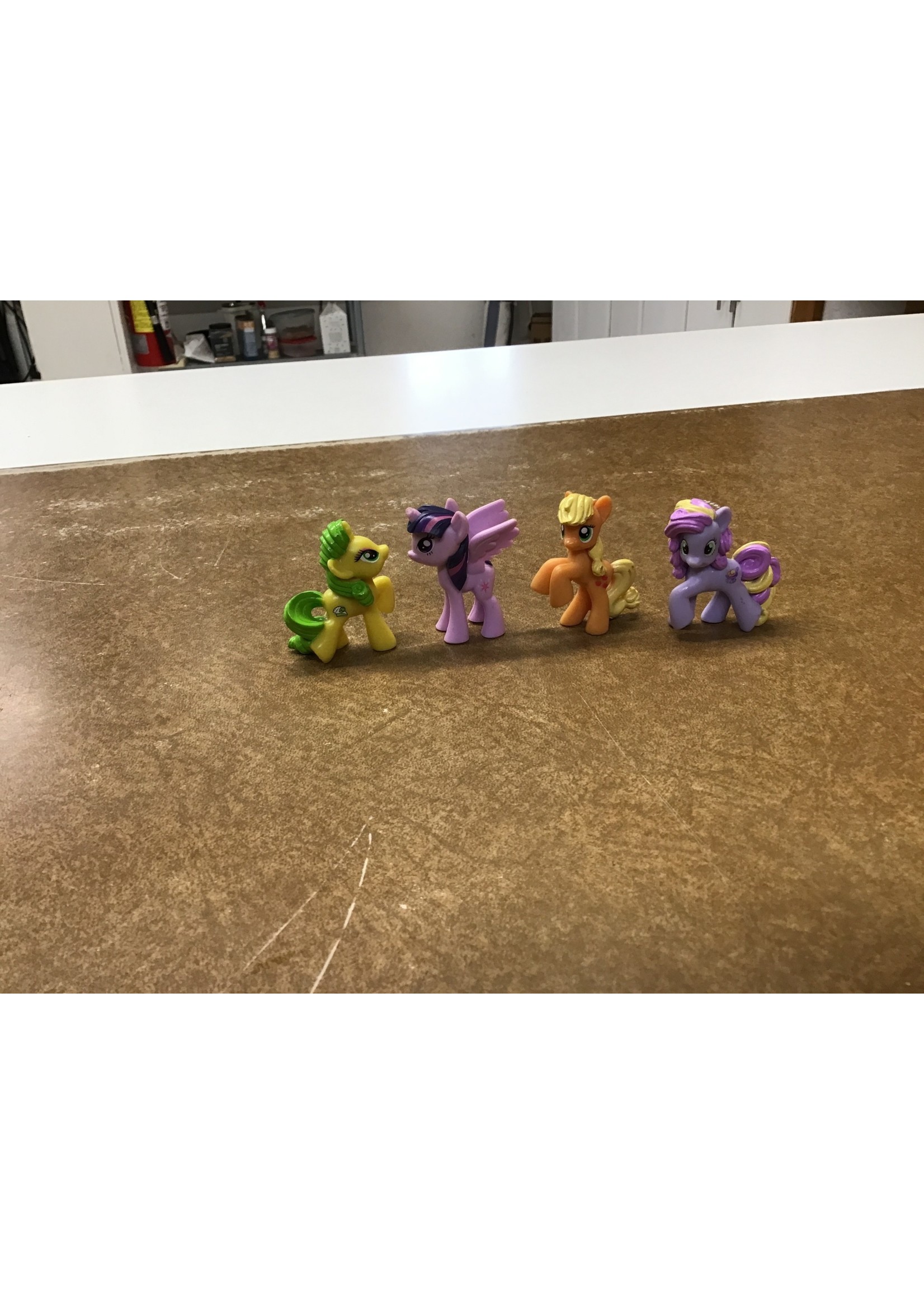 *Only 4* My Little Pony Toys 6 Ponies Collection