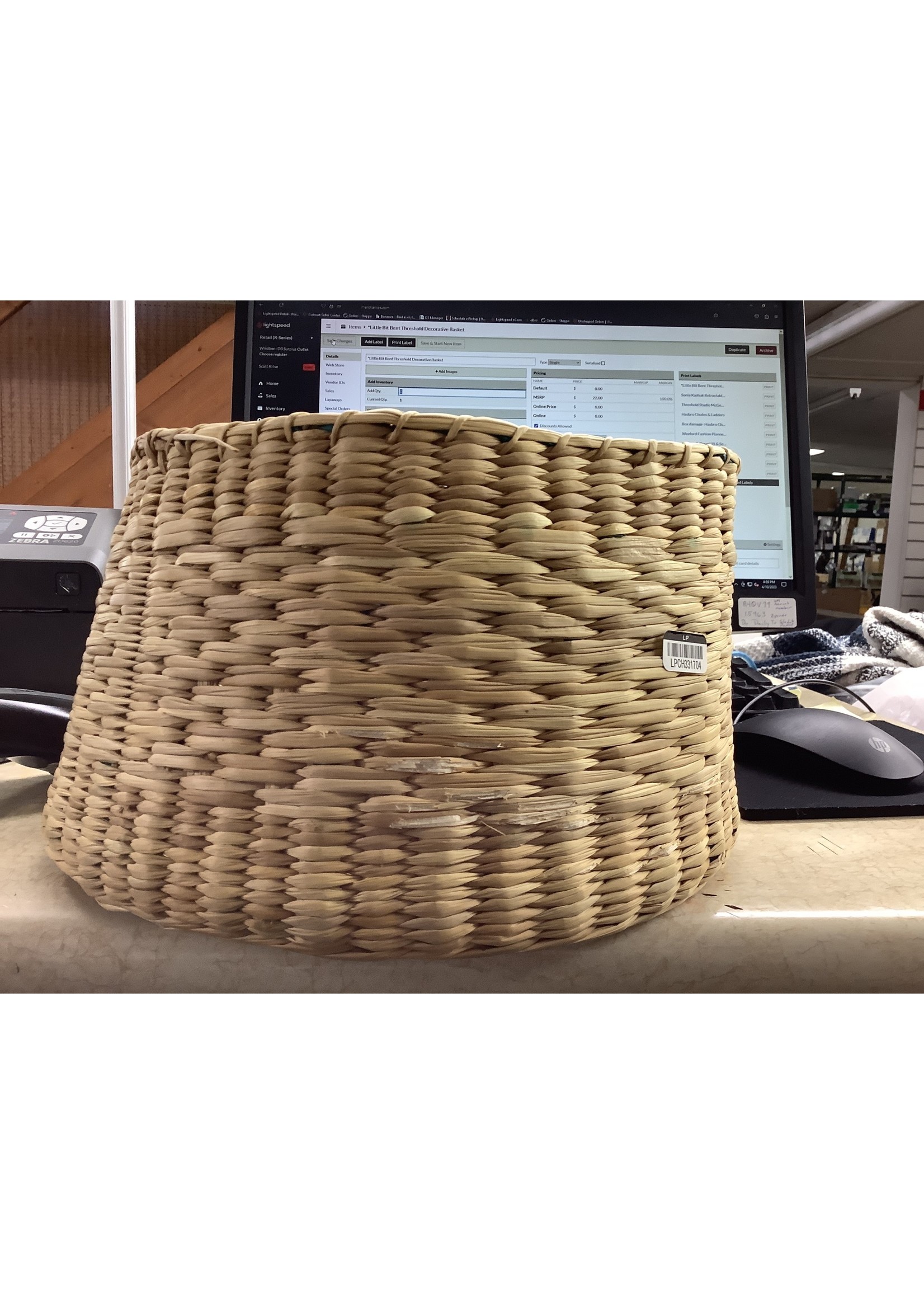 *Little Bit Bent Threshold Decorative Basket 9x11x6