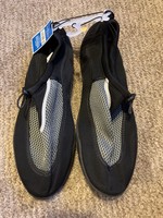 West Loop - Men’s Water Shoes L 11/12 black
