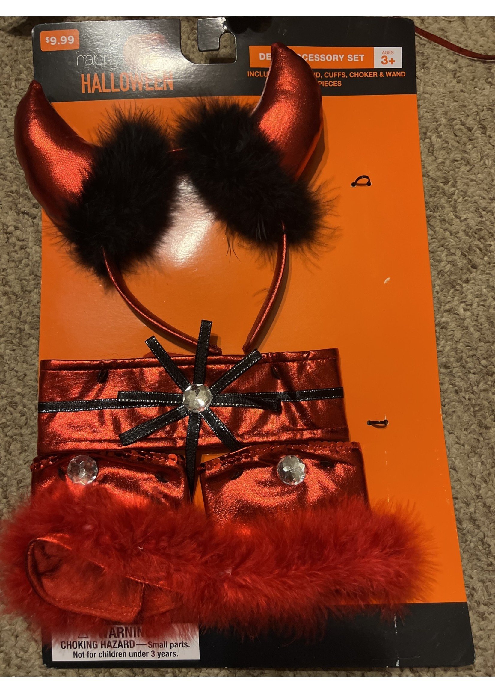 Missing Wand-Happy Halloween- 5pc Devil Accessories