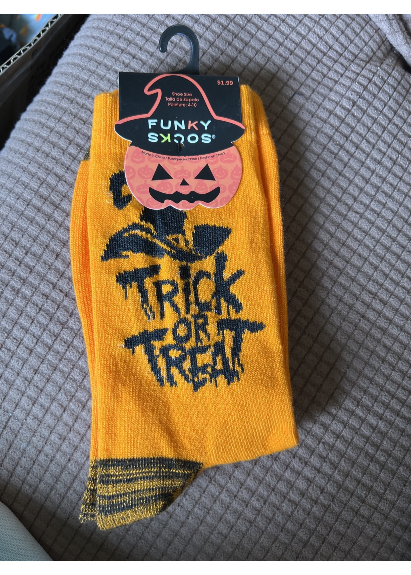 Funky Socks 4-10 Witch Hat orange Treat or Treat