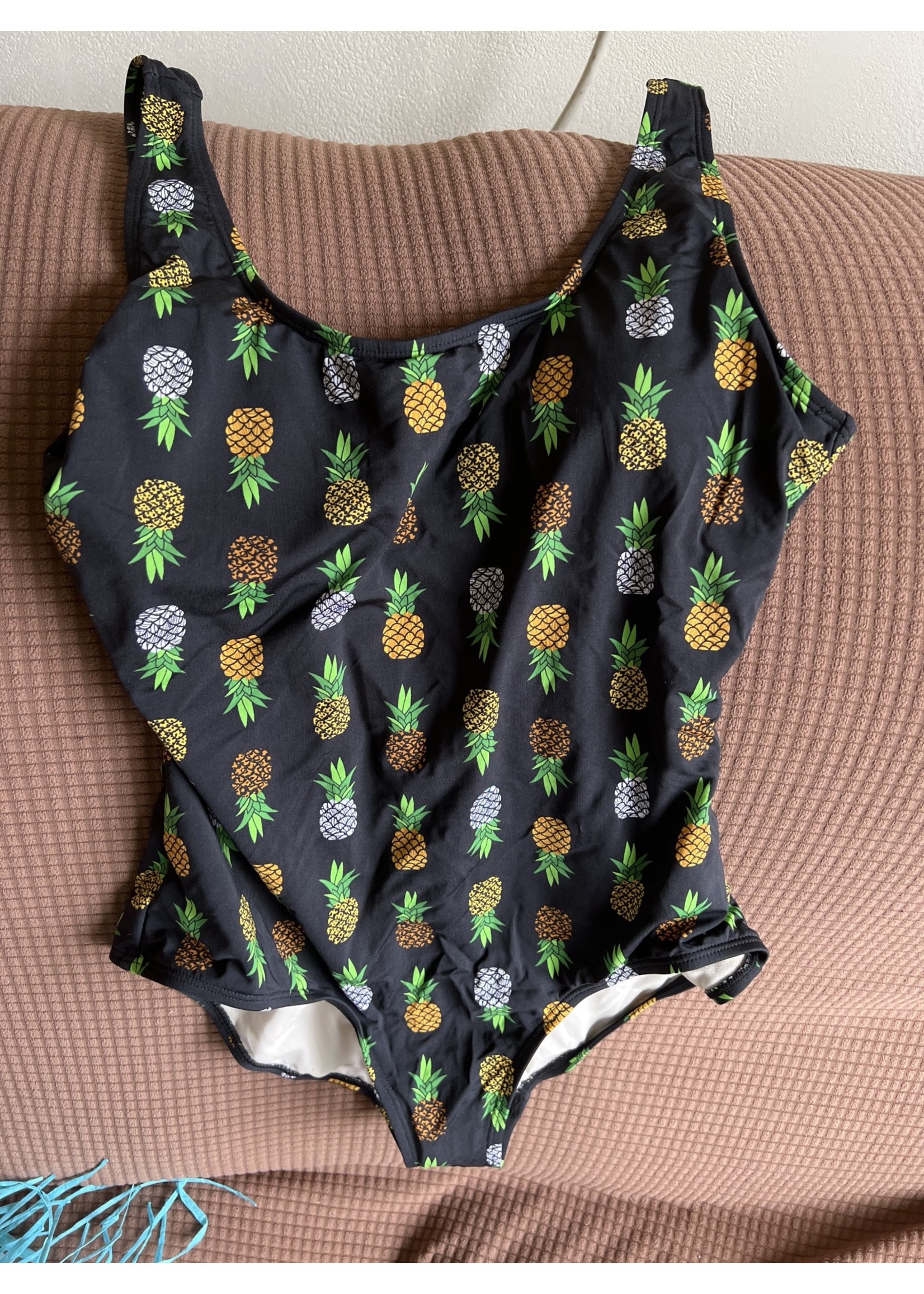NWOT-Ocean Gear - One piece Swimsuit black pineapples M