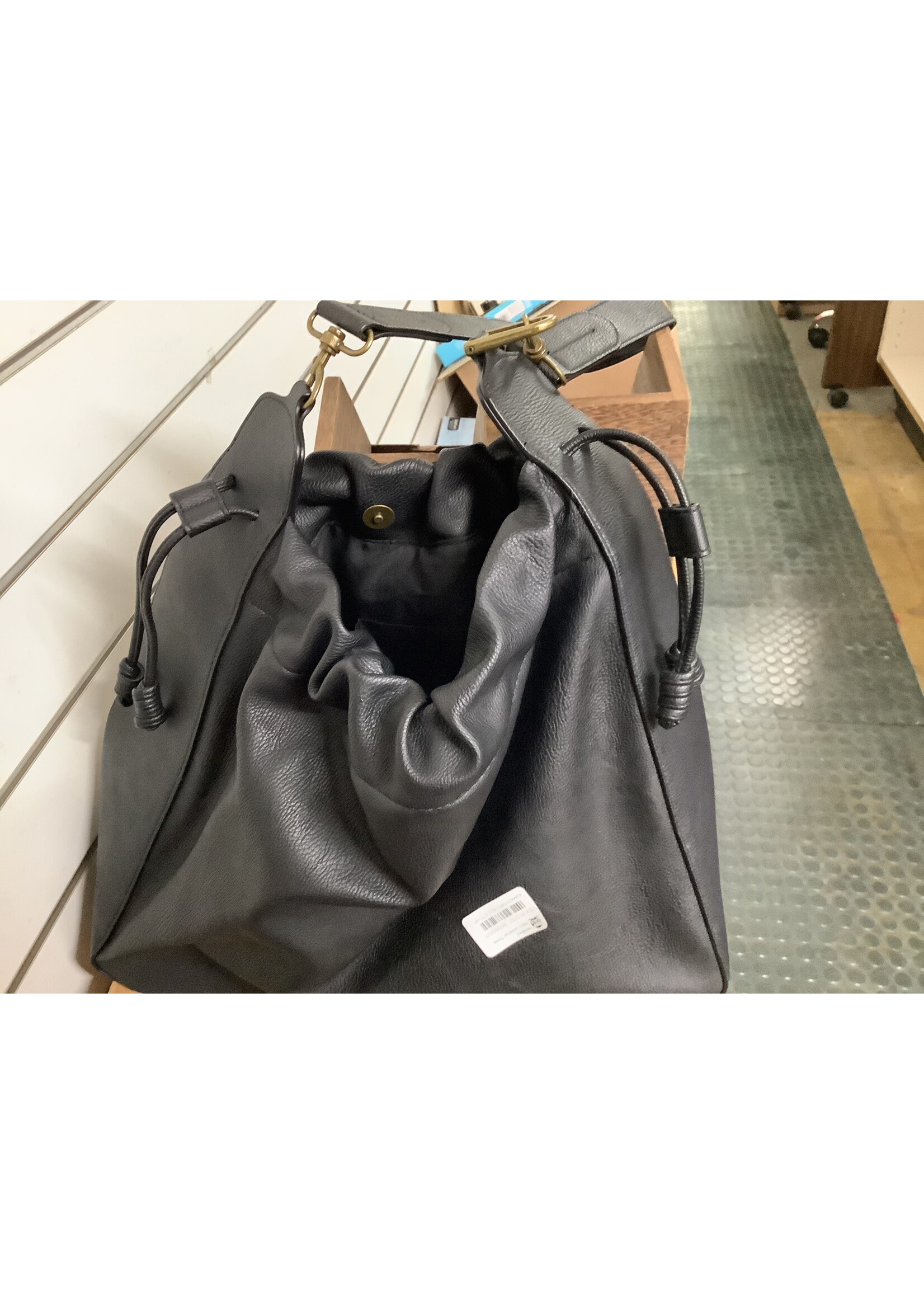 *Missing Strap Hook Universal Thread Black Handbag HOBO*