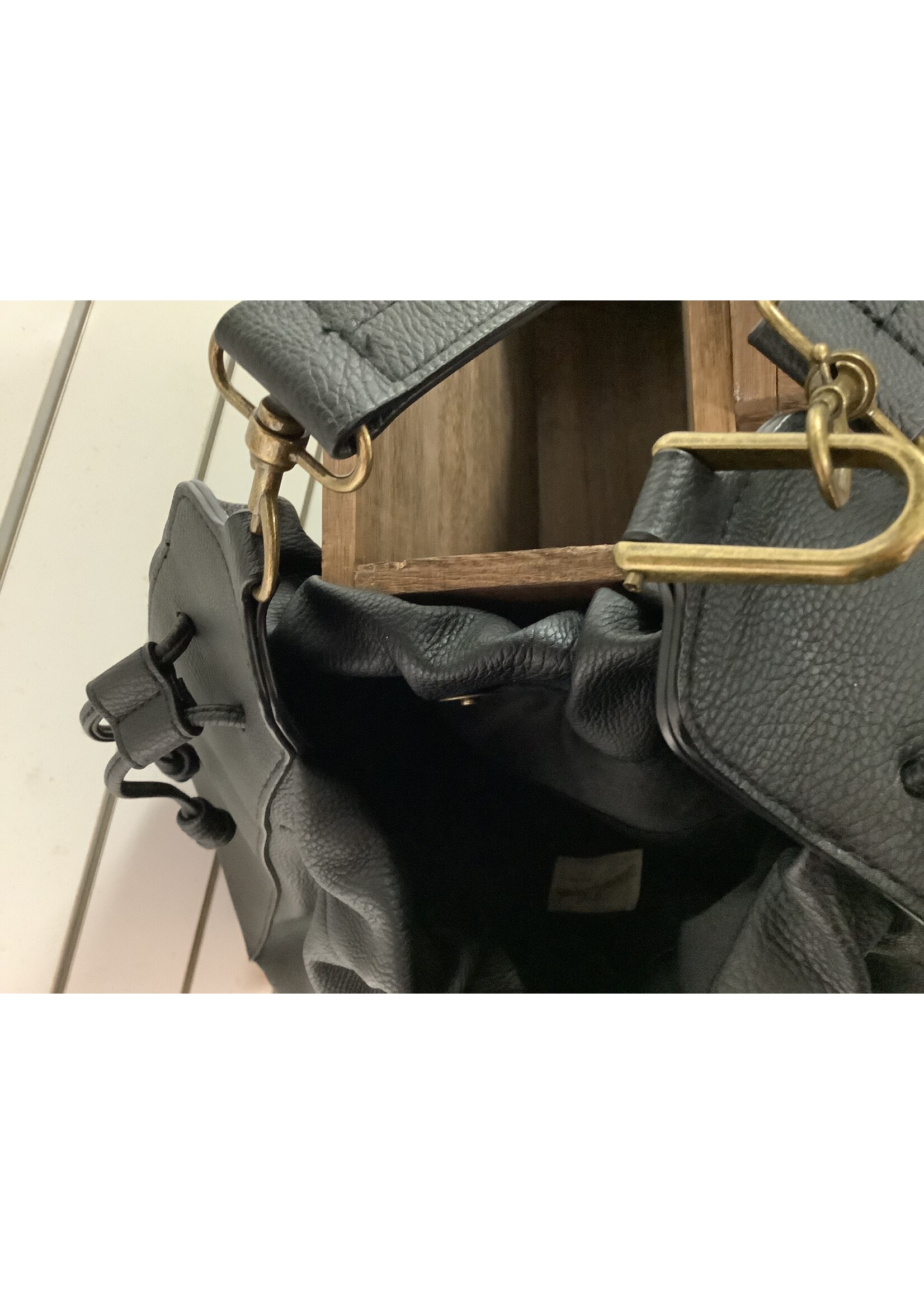 *Missing Strap Hook Universal Thread Black Handbag HOBO*