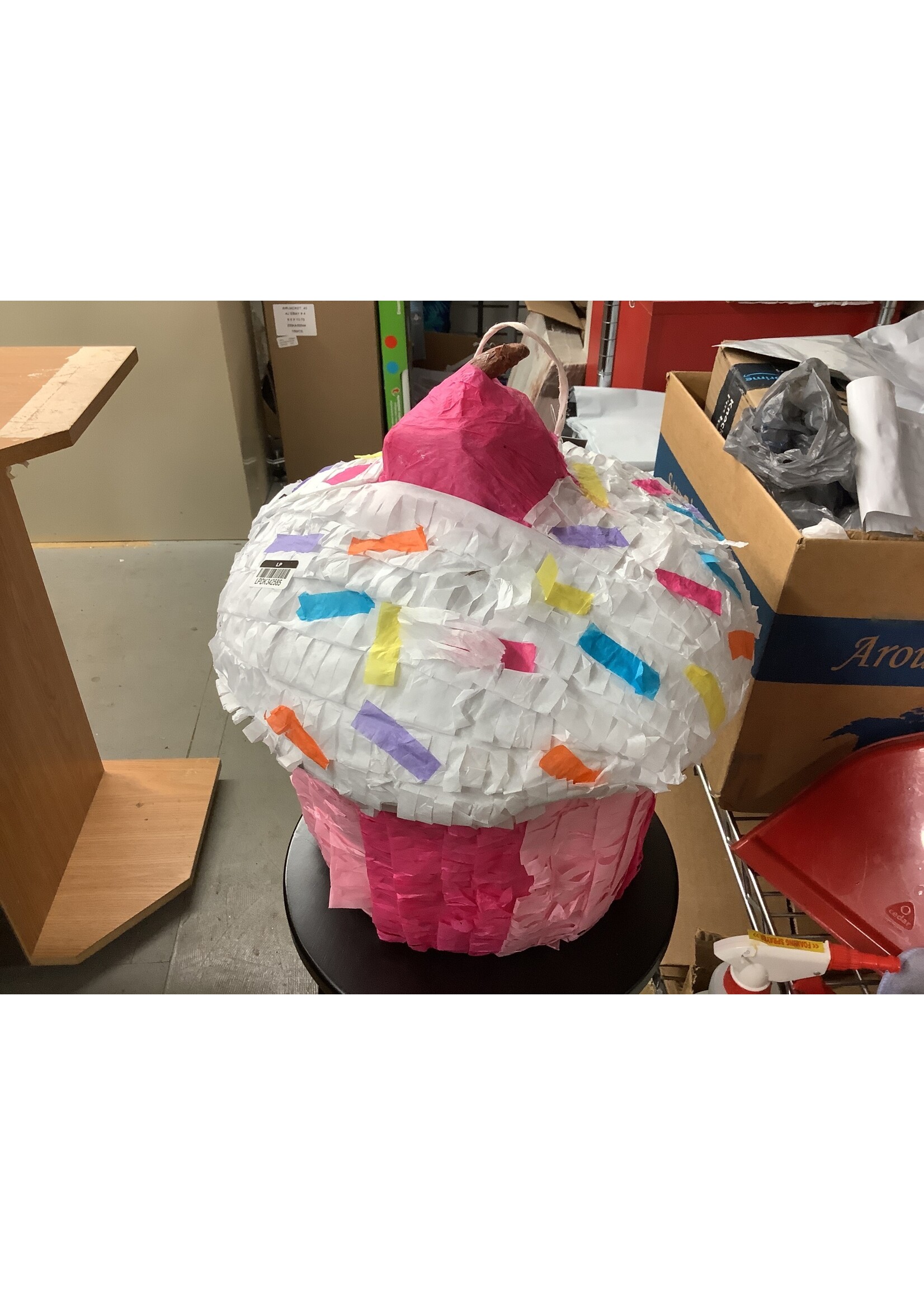 Cupcake Giant Pinata