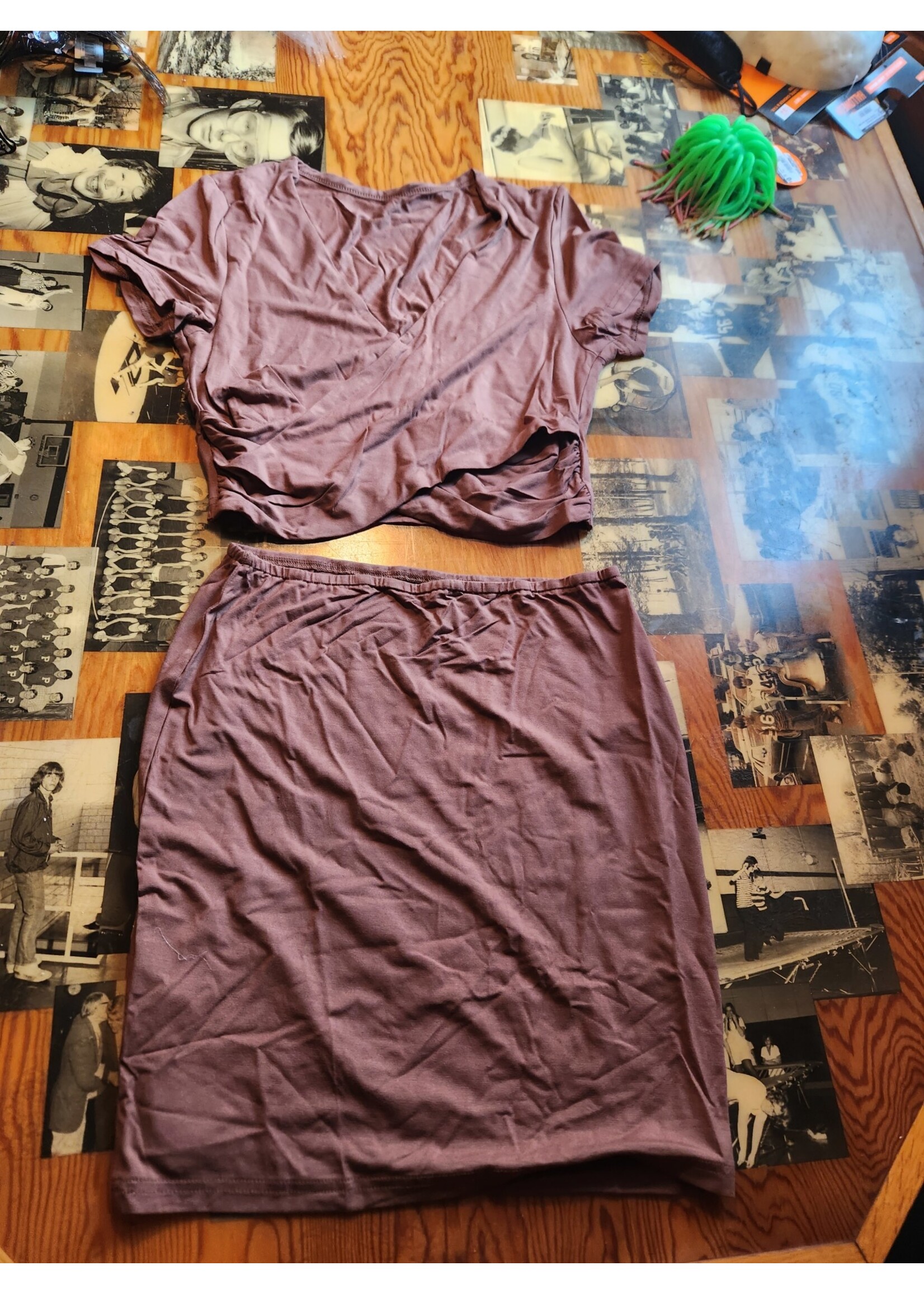Small Women's Acelitt Brown Skirt & Shirt Set