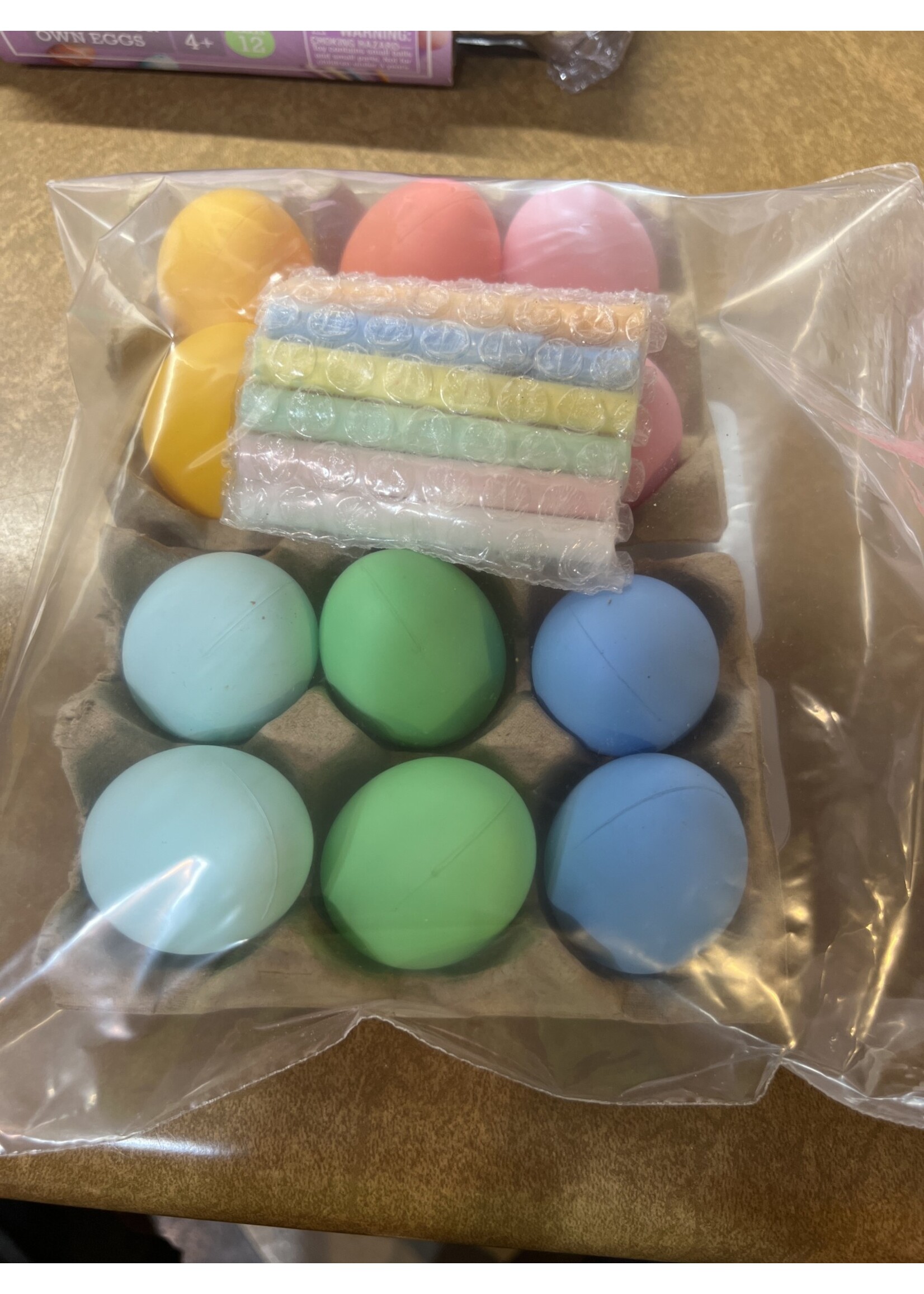 Spritz Color Your Own Eggs chalk kit