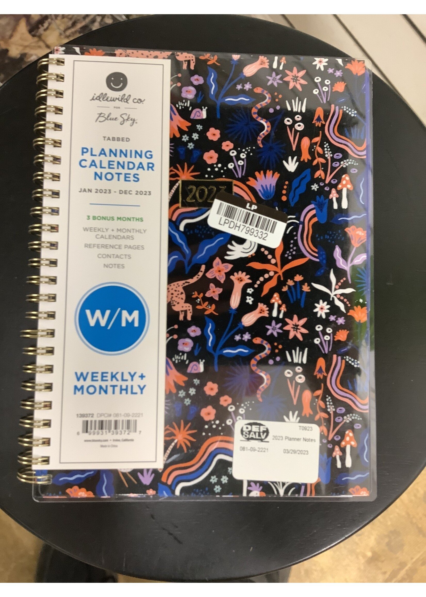 Planner with Notes Pages Weekly/Monthly 5.875"x8.625"