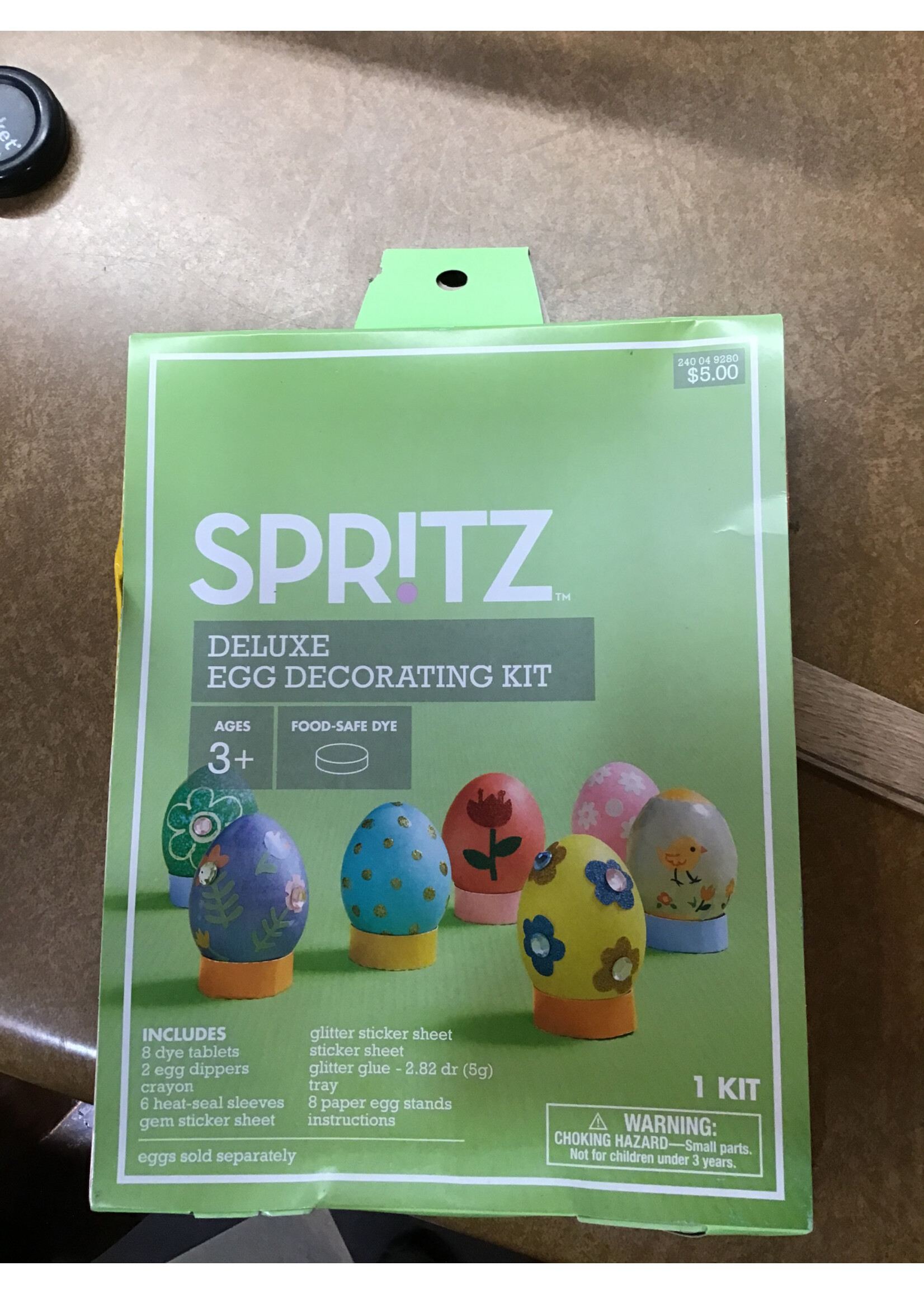 Spritz deluxe egg decorating kit