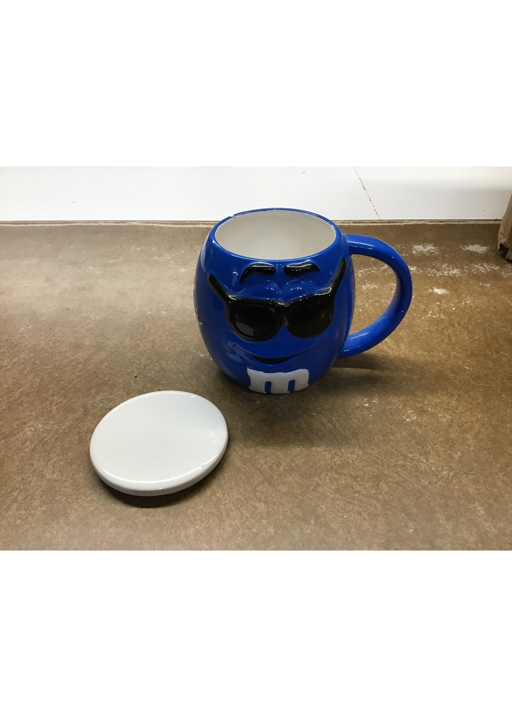 Blue M&M Coffee Mug with Lid