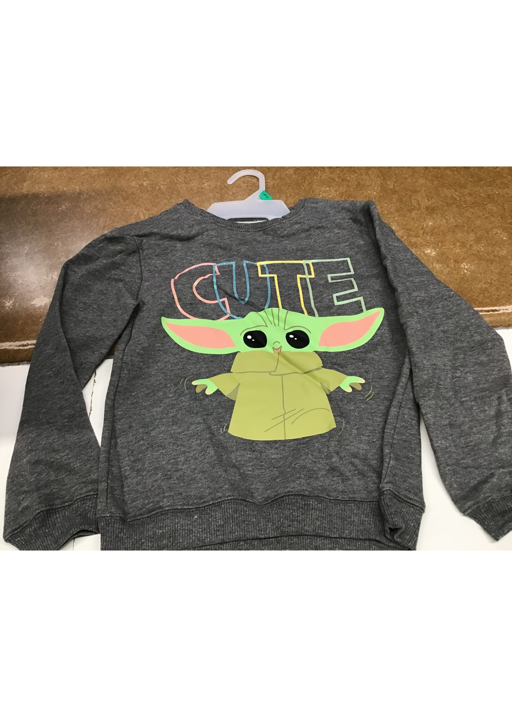 Disney Girls Large (10/12) Long Sleeve Baby Yoda Crewneck Sweatshirt Charcoal Heather