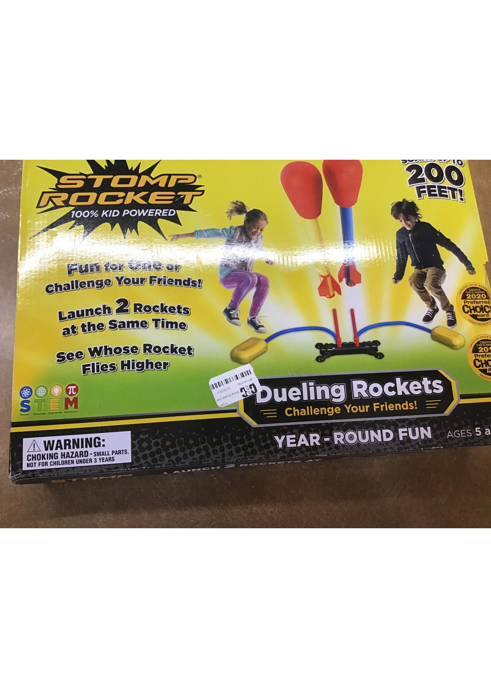 Stomp Rocket dueling rockets *missing 1 rocket