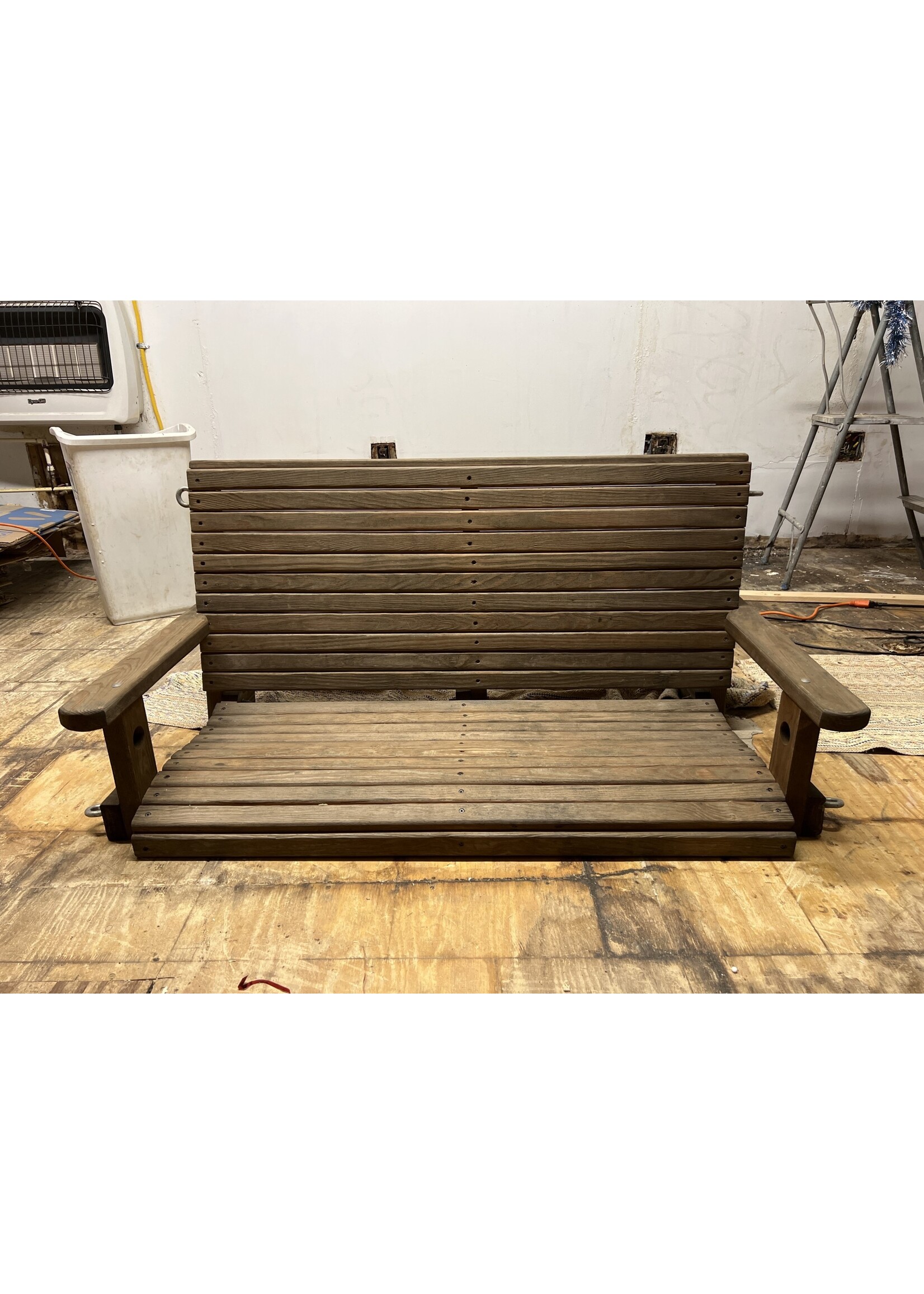 Wooden Porch Swing (4ft)