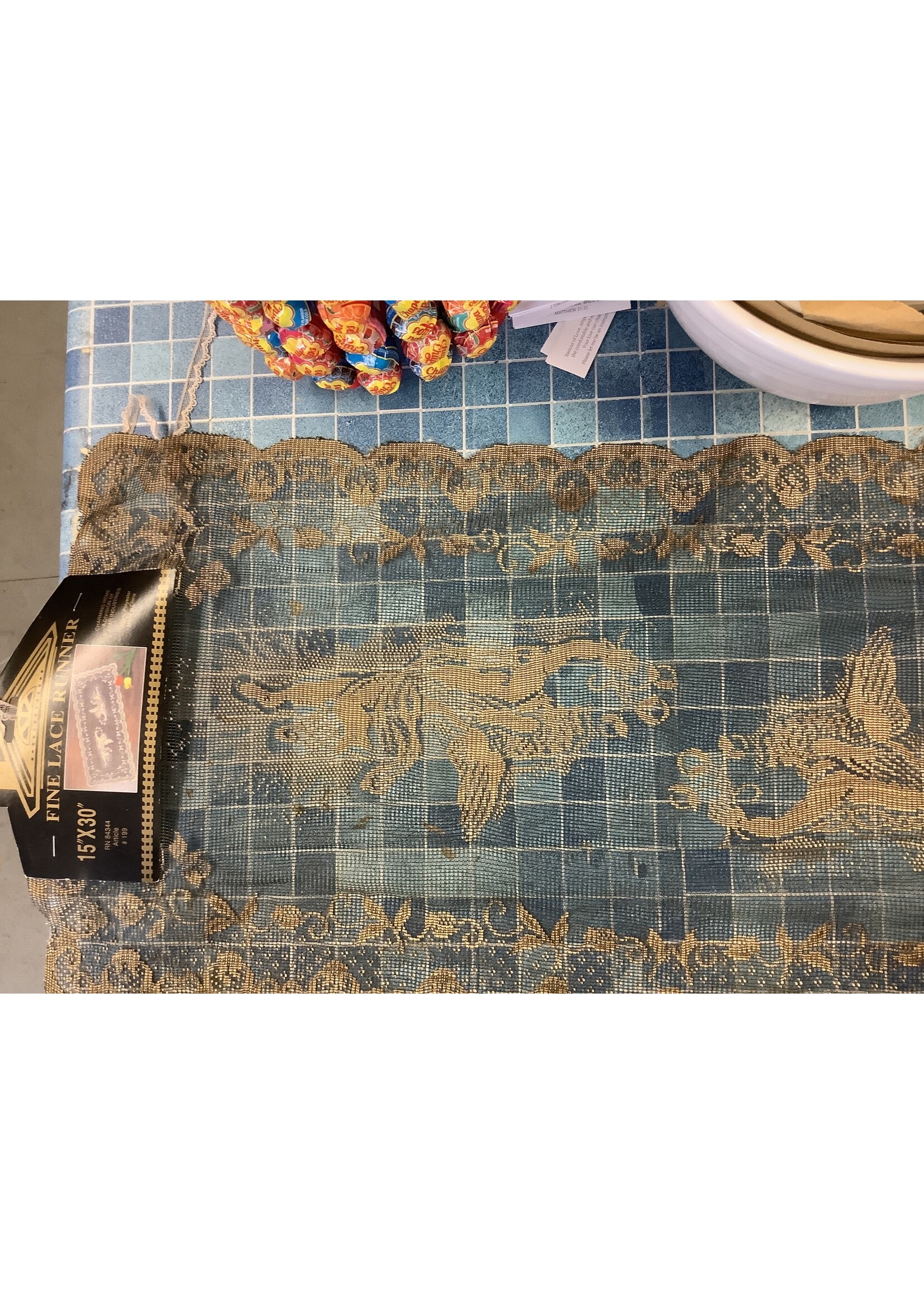 15x30 Fine Lace Runner Gold & Black
