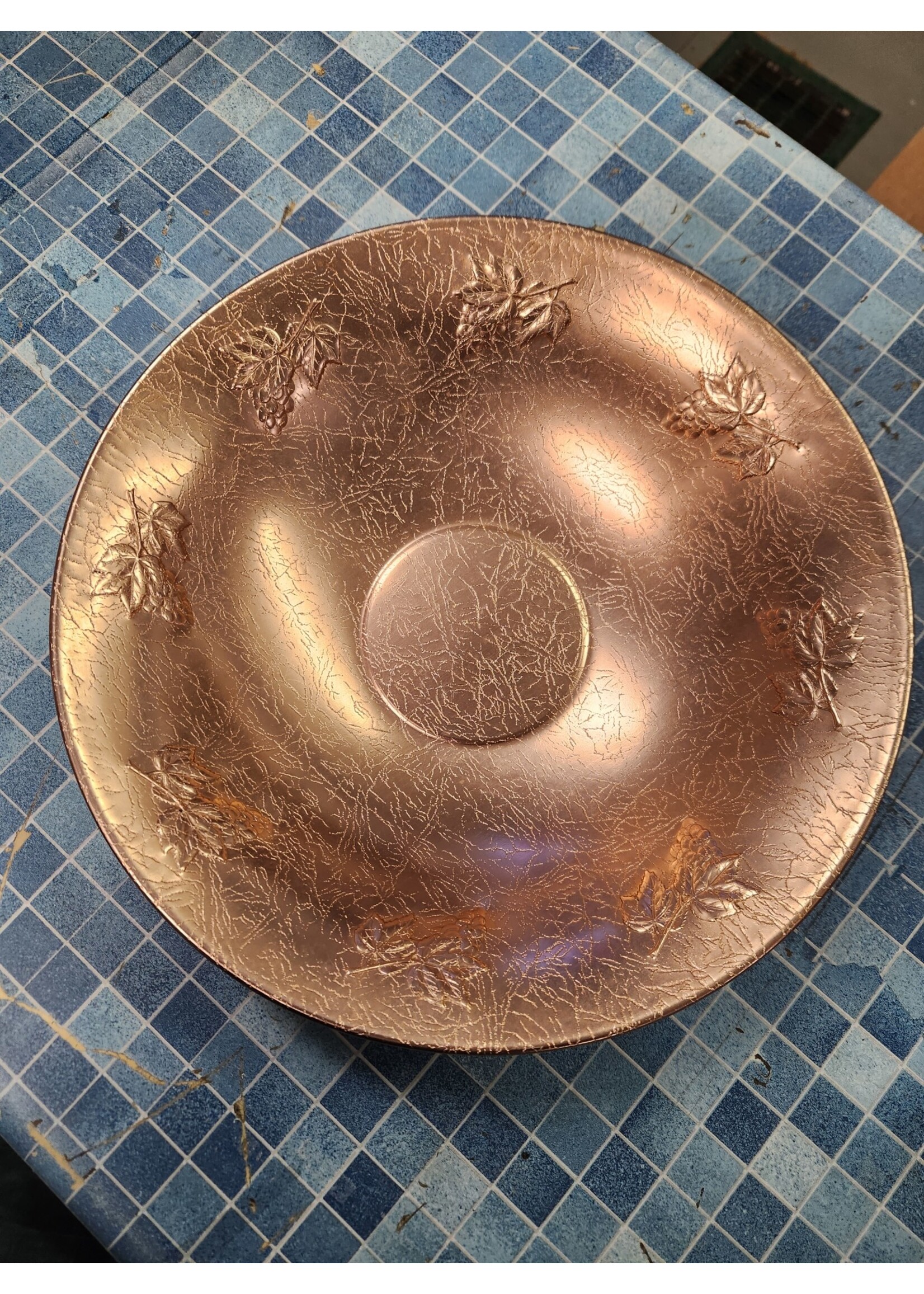 14"x3" West Bend Aluminum Salad Bowl Rose Gold Color Embossed Leaves