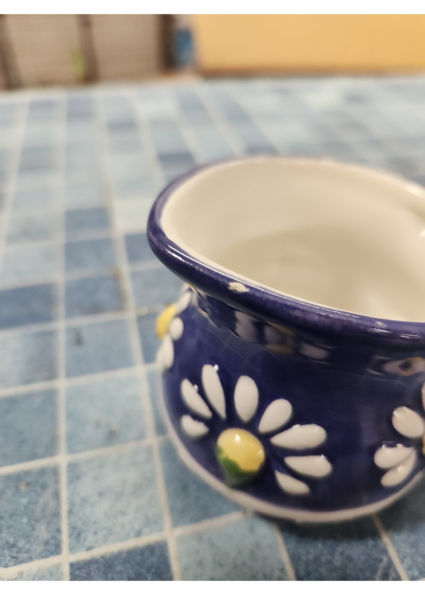 *Small Chip Oneida China Spring Daisy Creamer Blue/White