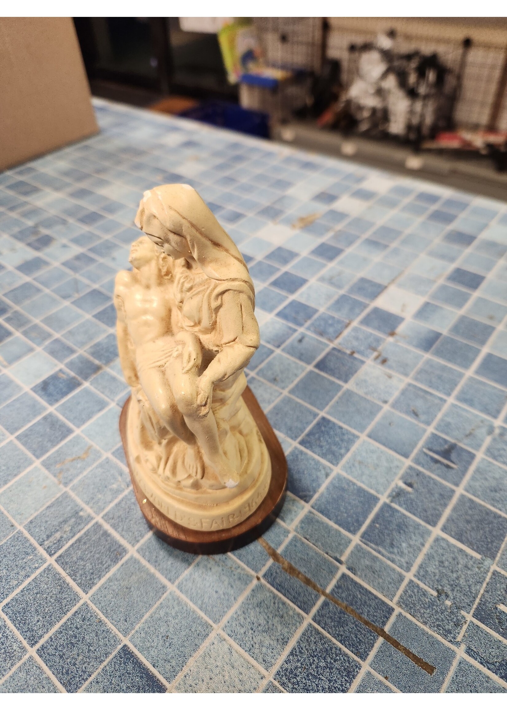1964-65 NY World's Fair Vatican Pavilion Pieta Inscribed 6" Statue w Wood Base