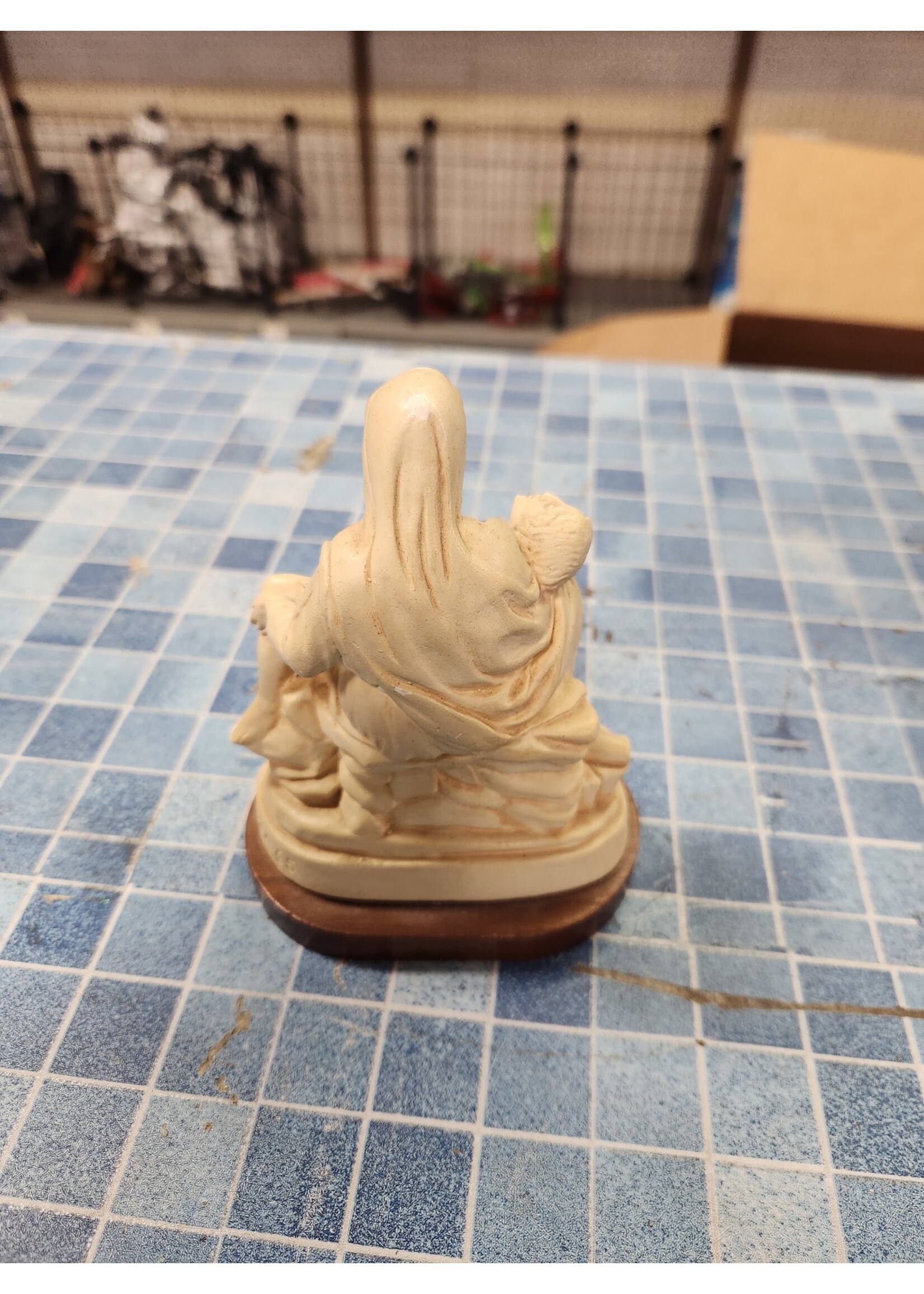 1964-65 NY World's Fair Vatican Pavilion Pieta Inscribed 6" Statue w Wood Base