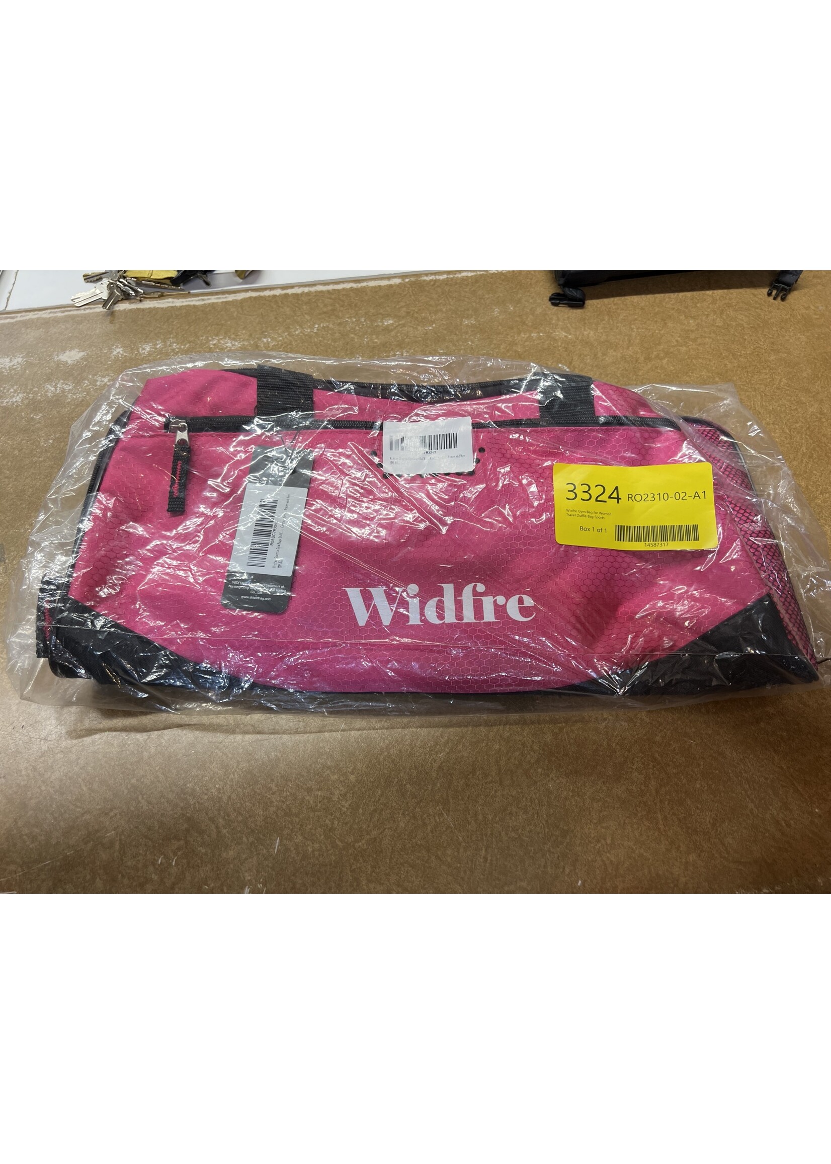Widfre pink gym bag (duffel bag)