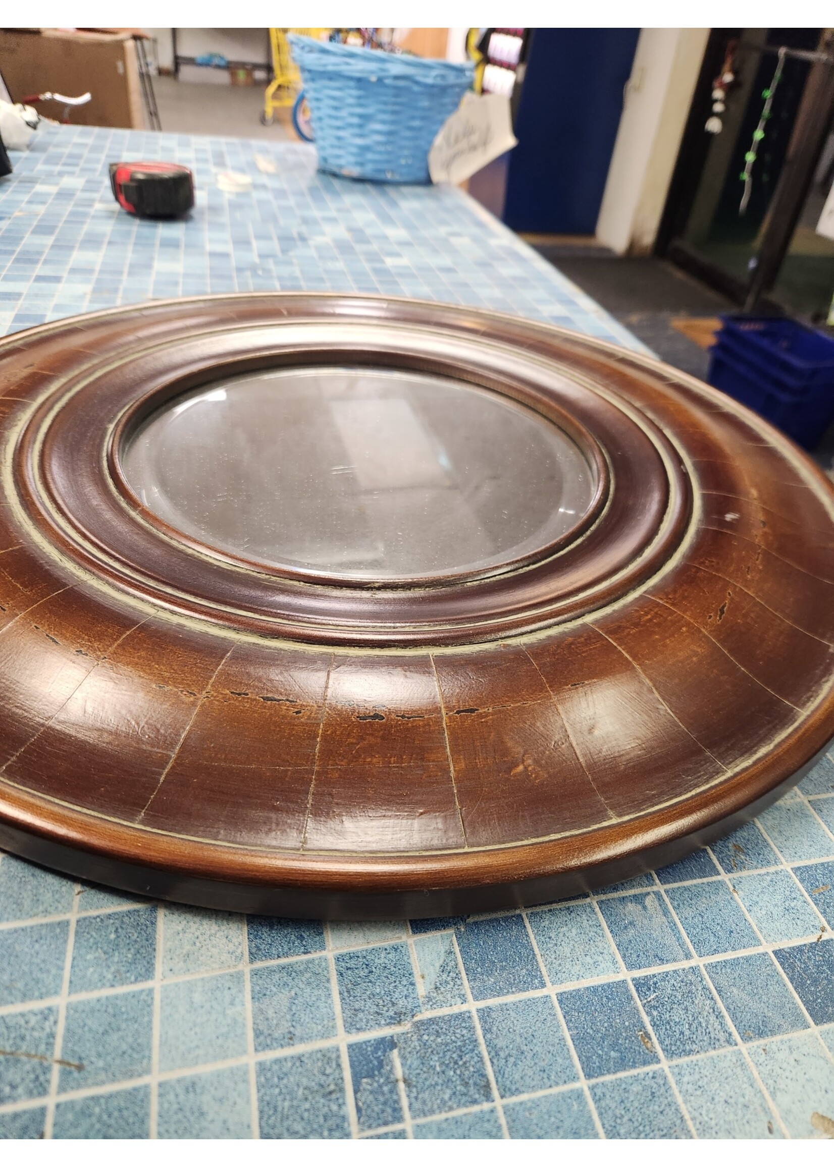 Bassett Accessories Wooden Distressed Wall Beveled Mirror Circular 23.75" (11", Mirror)