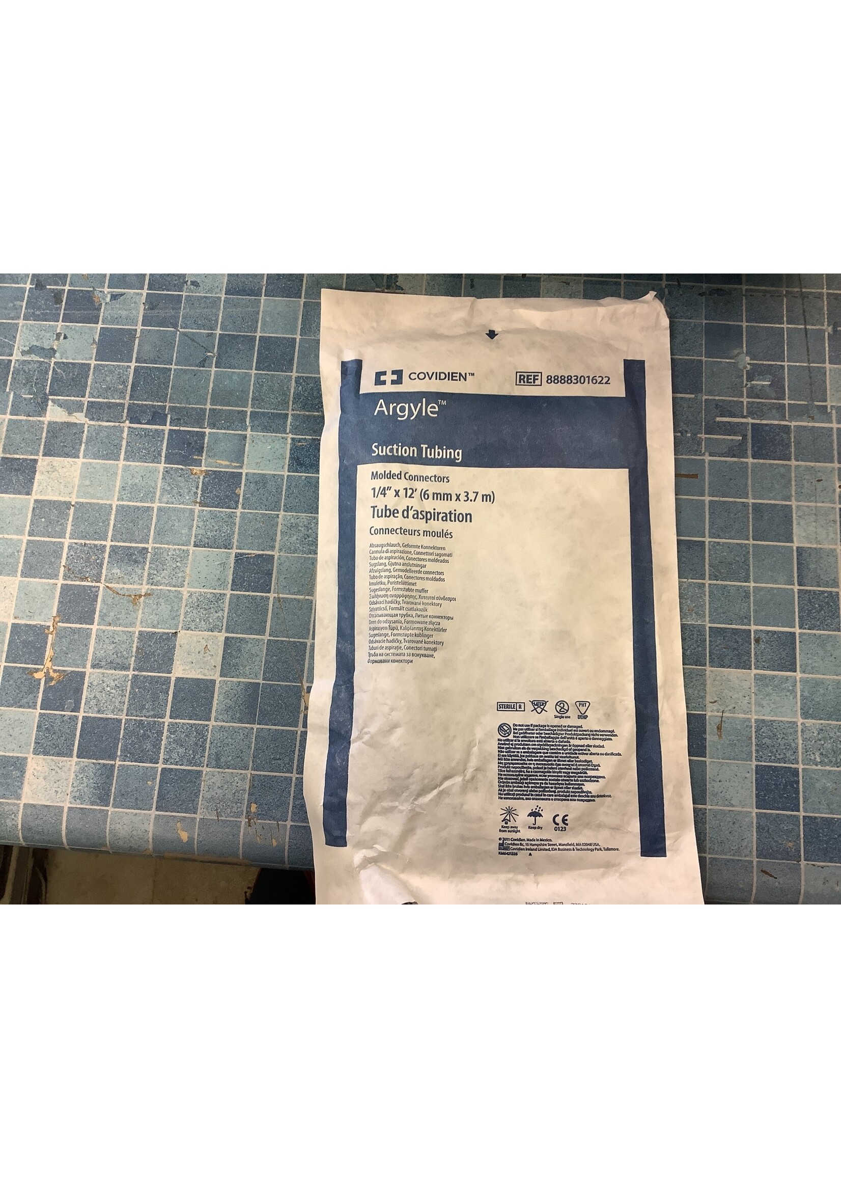 Box of 20 Covidien 8888301622 Argyle Suction Tubbing 1/4”x12’ Molded Connectors
