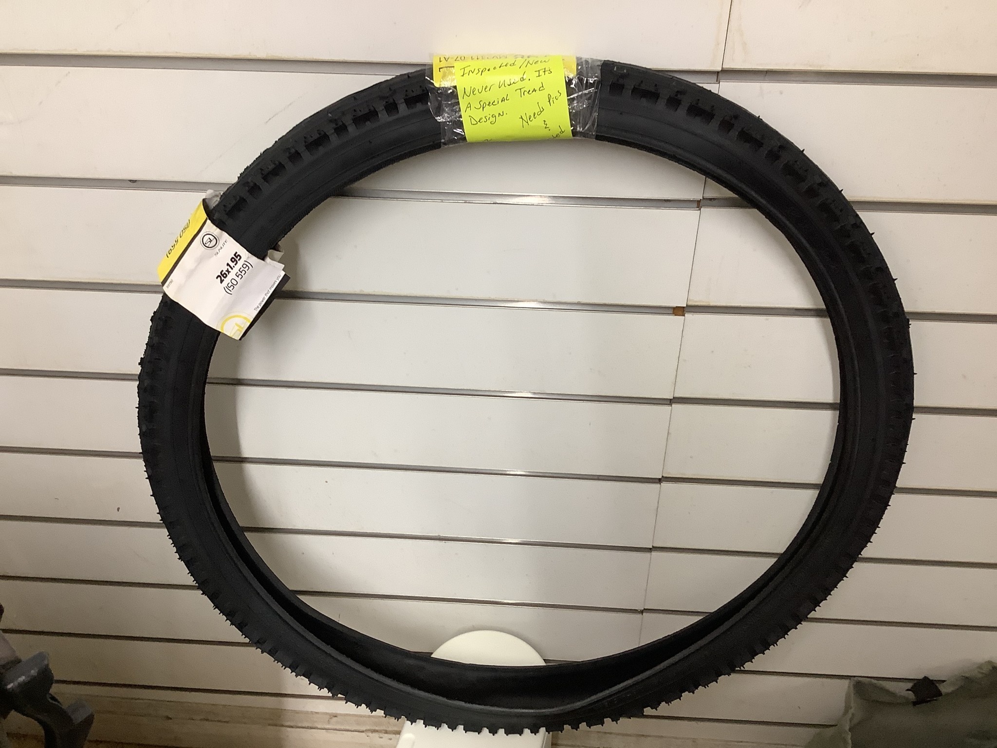 Sunlite Kross Plus Tire Bike Tire 26x1.95 59790 - D3 Surplus Outlet