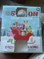 *Missing 1- box damage-Feeling Smitten Joon x Moon Animal Advent Calendar Bath and Body Gift Set - 24oz/12pc