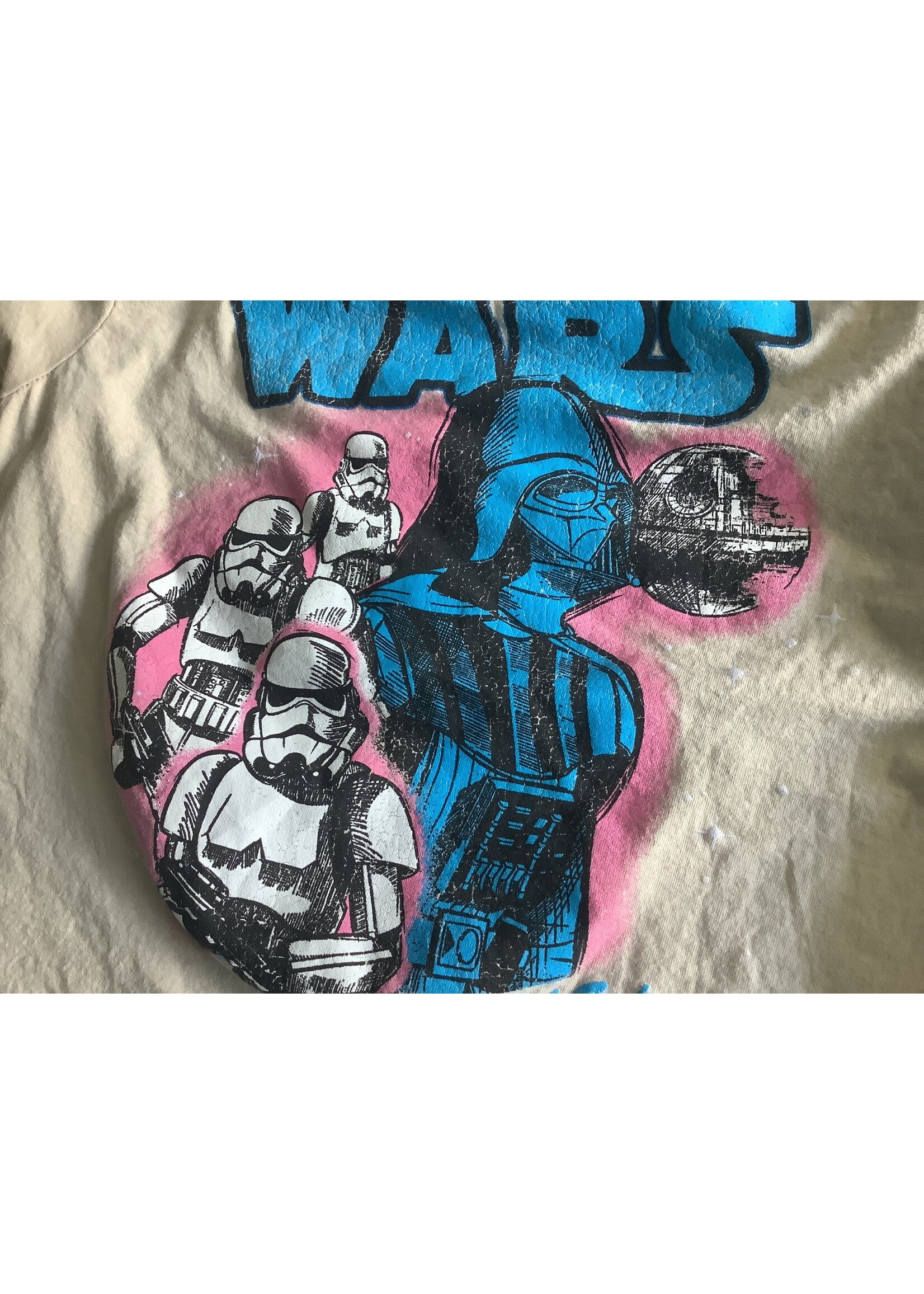 Men's Star Wars Short Sleeve Graphic T-Shirt - Almond Small (sm white stain on bottom)