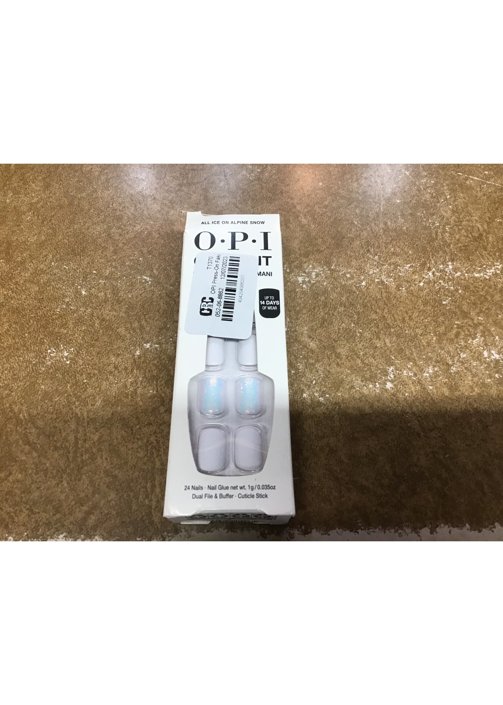 OPI Press-On Fake Nails - All Ice On Alpine Snow - 26ct