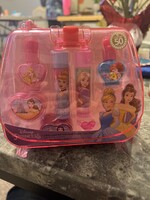 Broken handle- Lip Smackers Disney Princess set