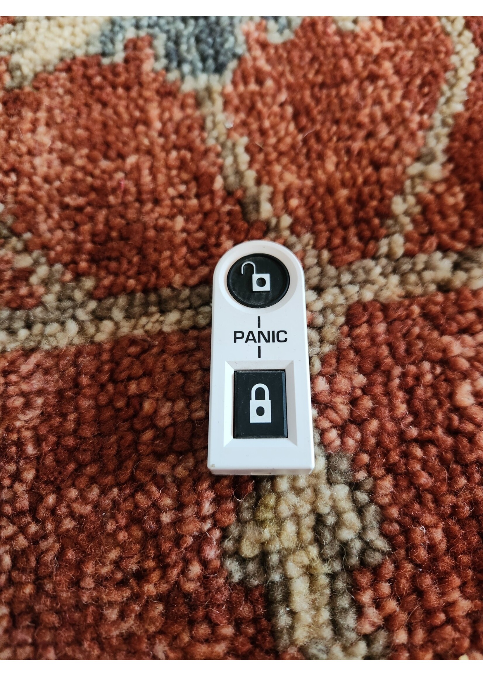 *Used RE151 Wireless GE Interlogix Hidden Panic Button
